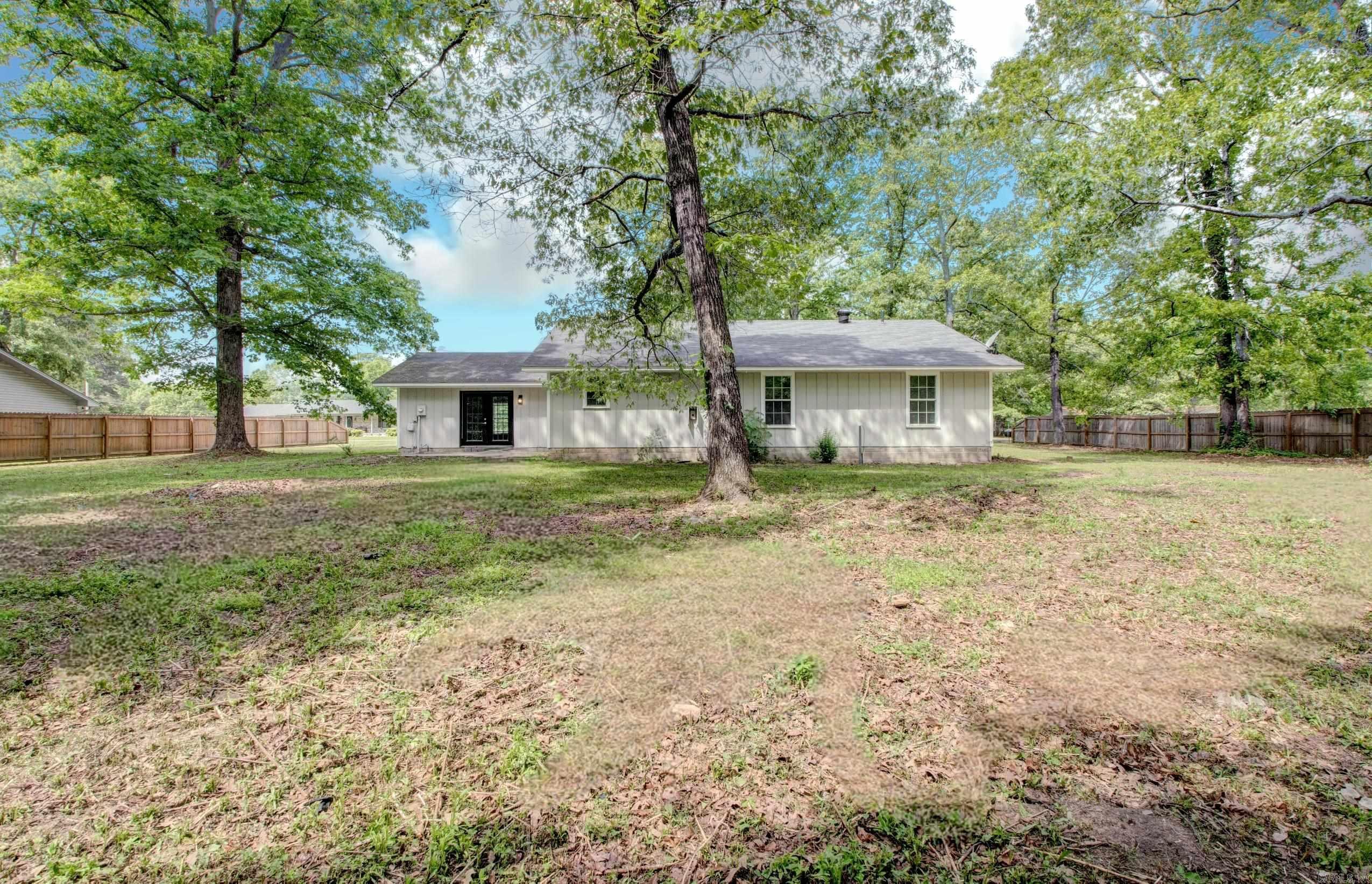 19200 Oaklawn  Little Rock, AR