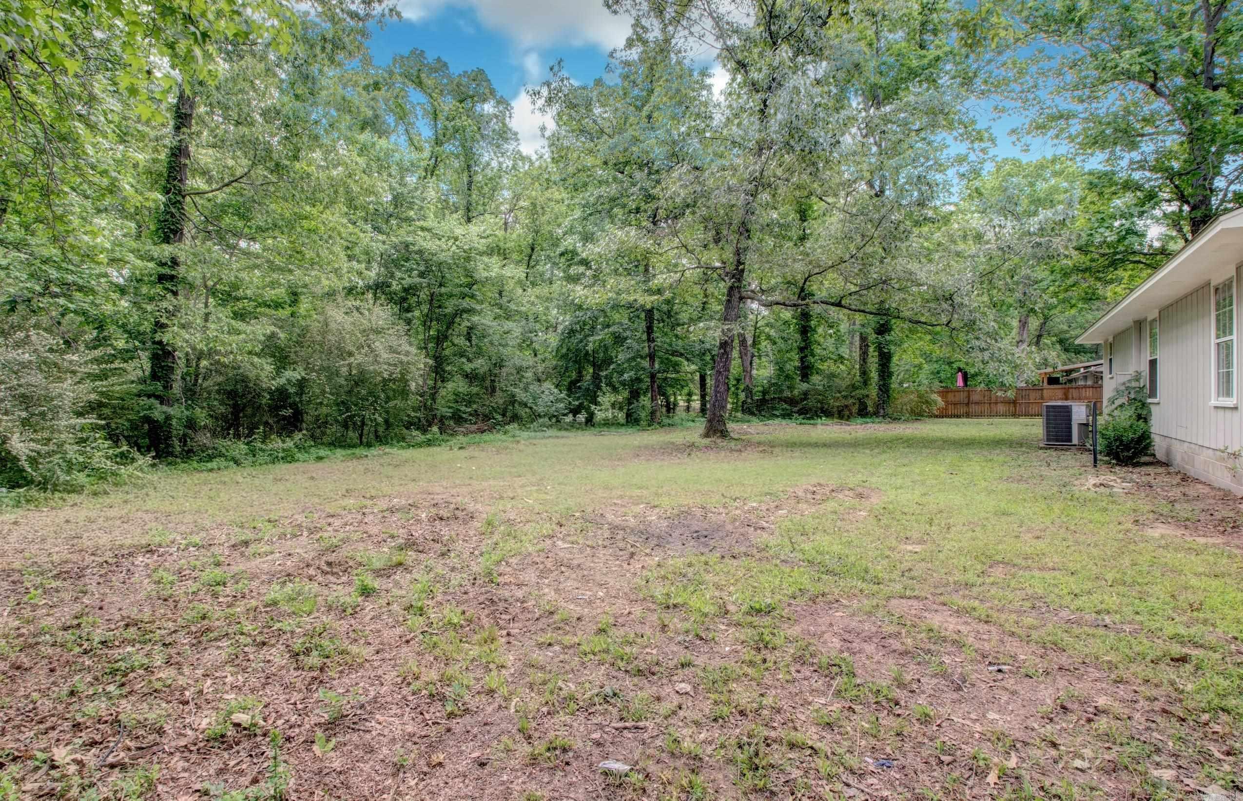 19200 Oaklawn  Little Rock, AR