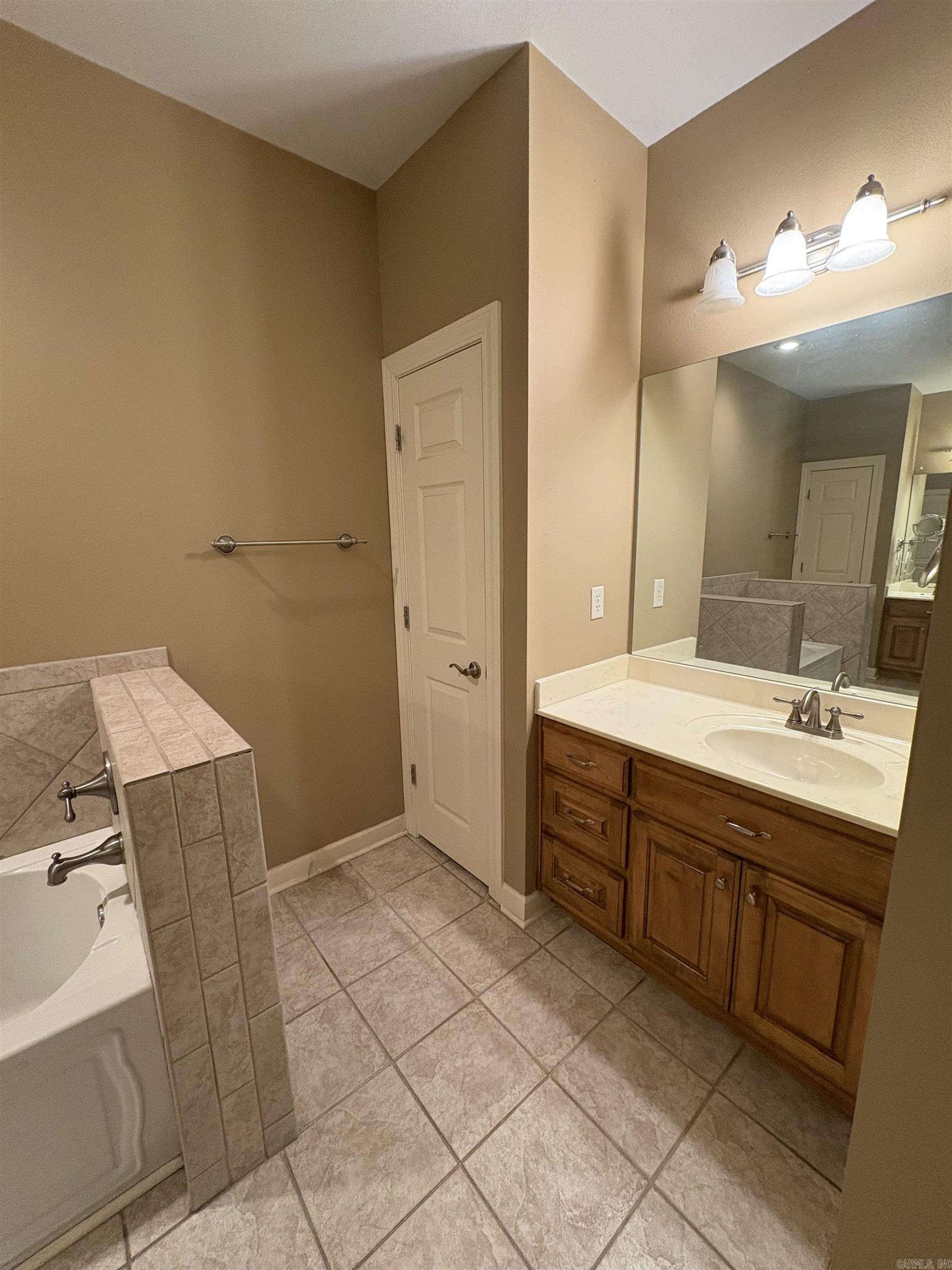 608 Webb Hill Road  McRae, AR