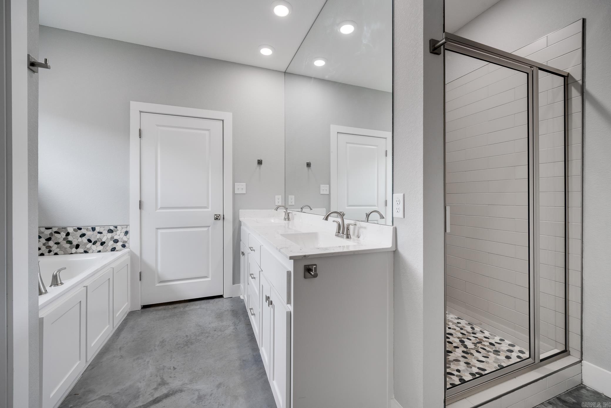 4 Clover Ridge  Vilonia, AR