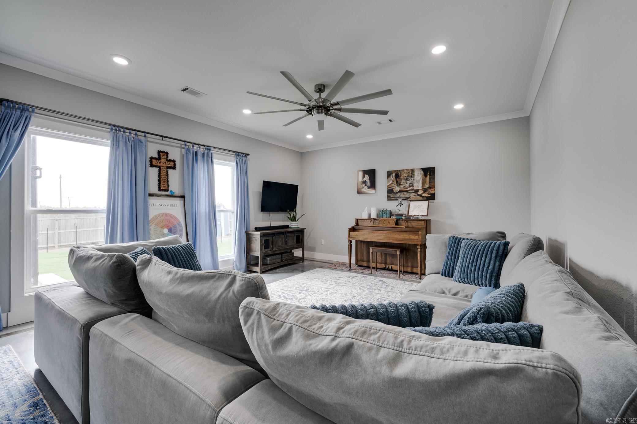 4 Clover Ridge  Vilonia, AR