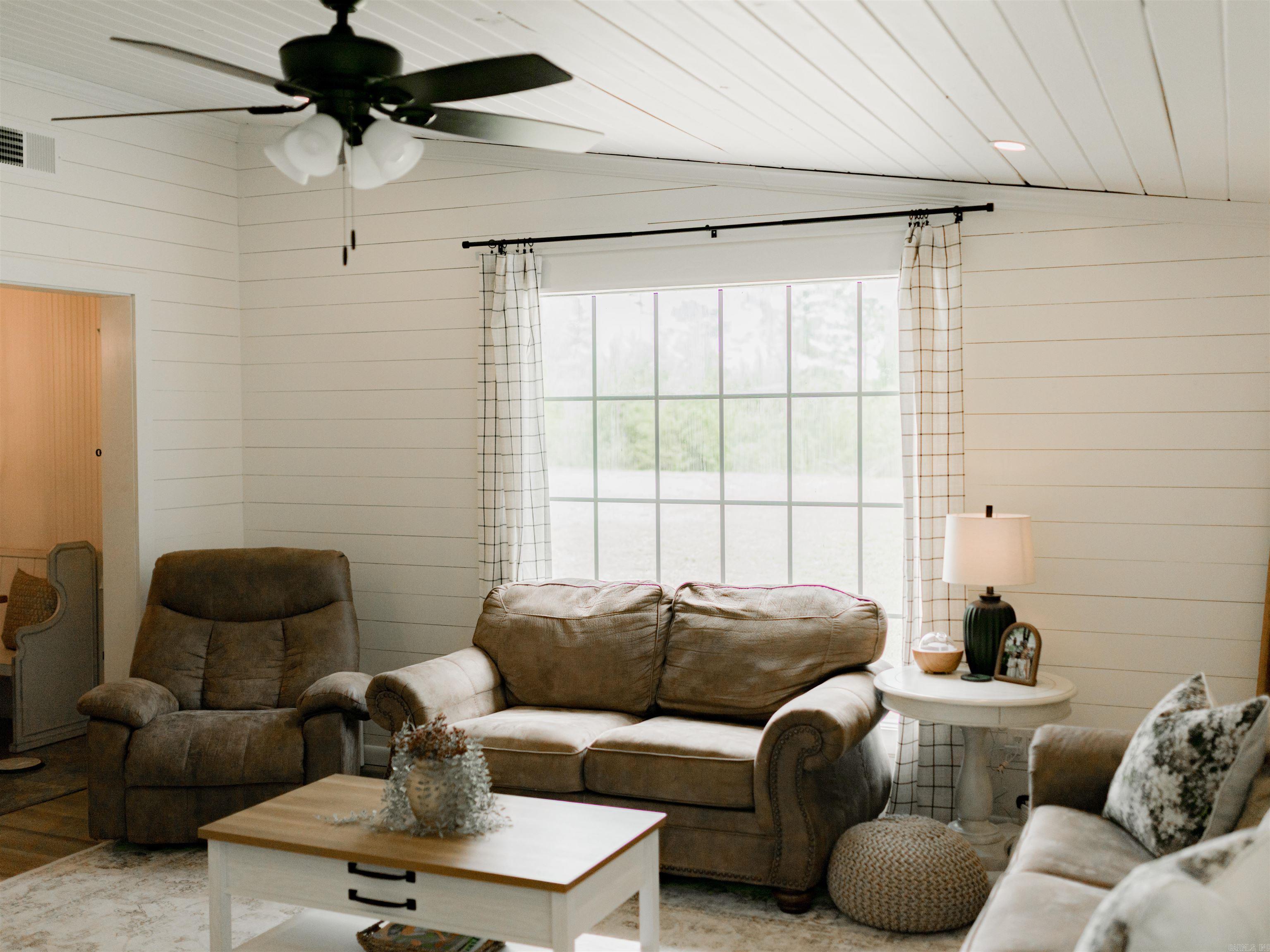 228 Corinth  Bismarck, AR