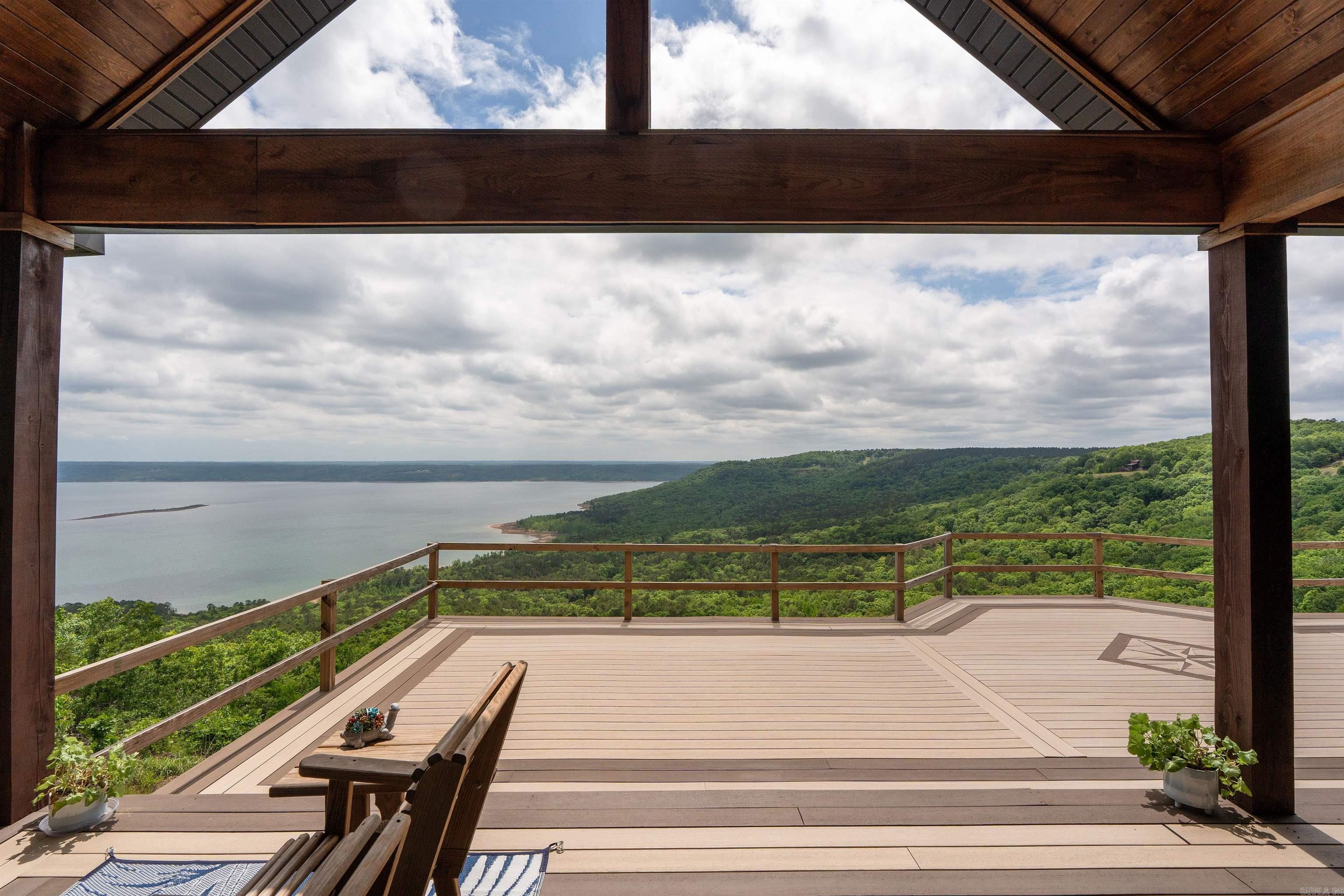 2560 Diamond Bluff  Quitman, AR