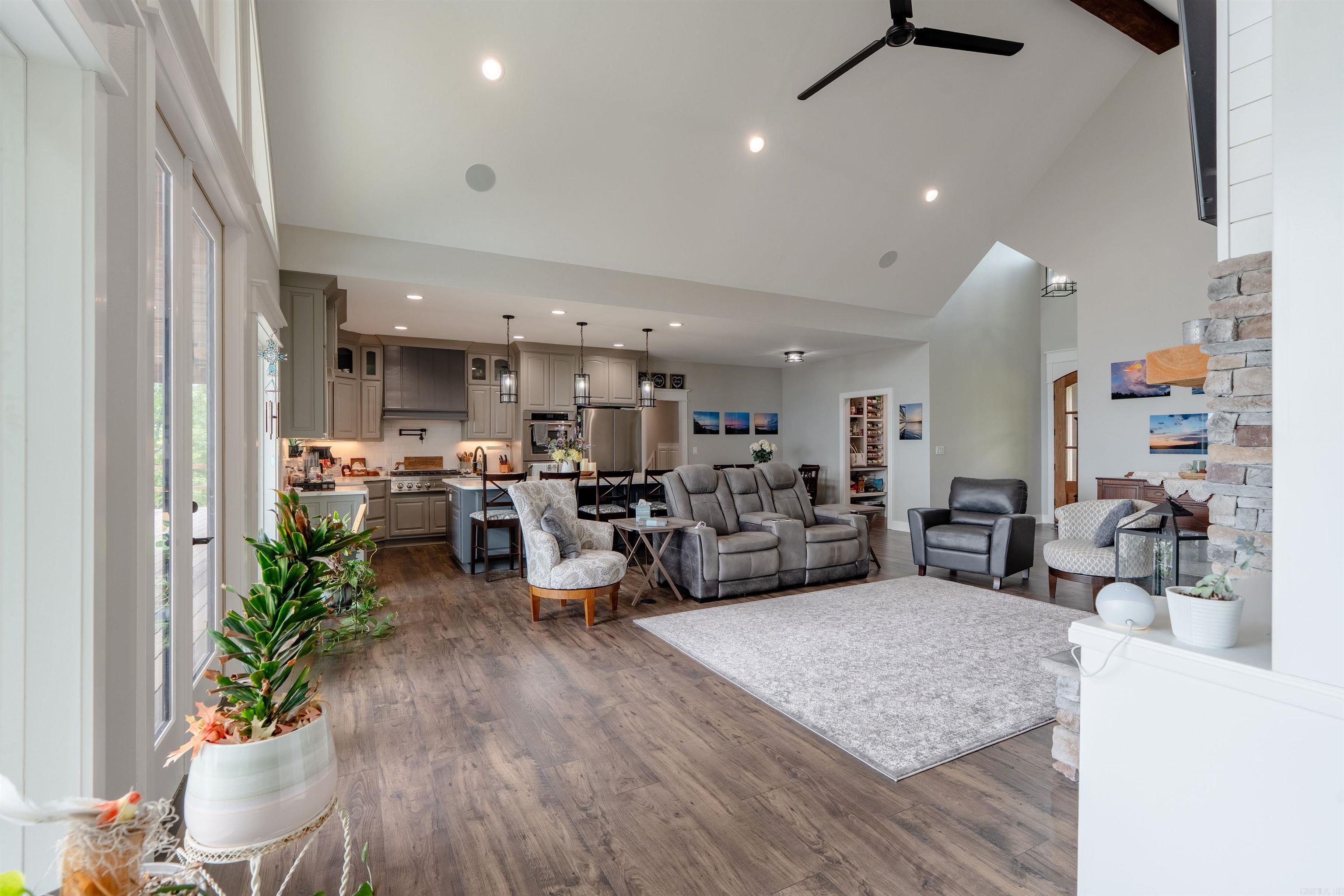 2560 Diamond Bluff  Quitman, AR