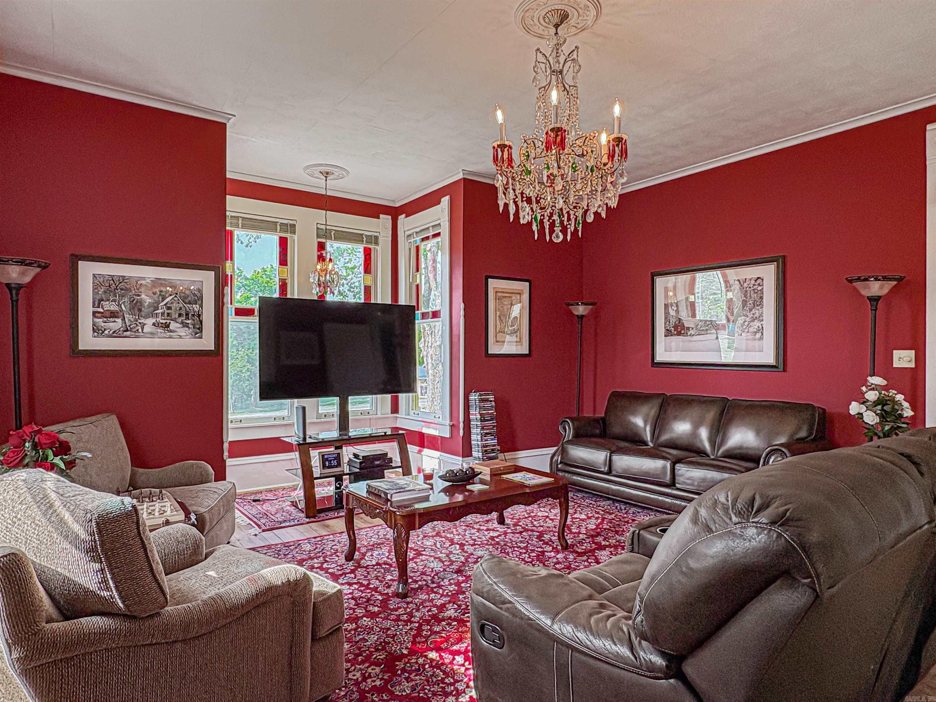 432 E Hwy 62  Yellville, AR