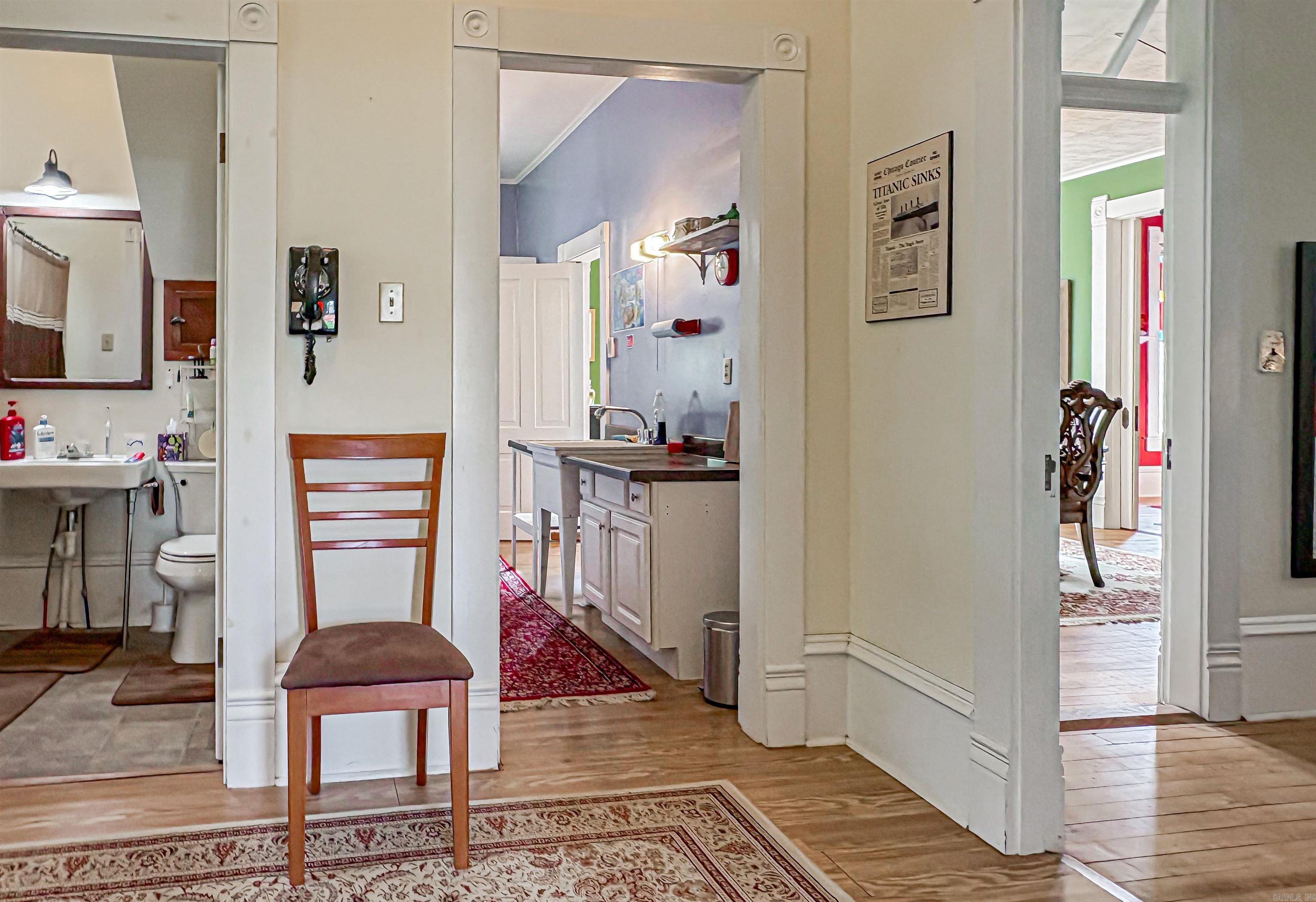 432 E Hwy 62  Yellville, AR