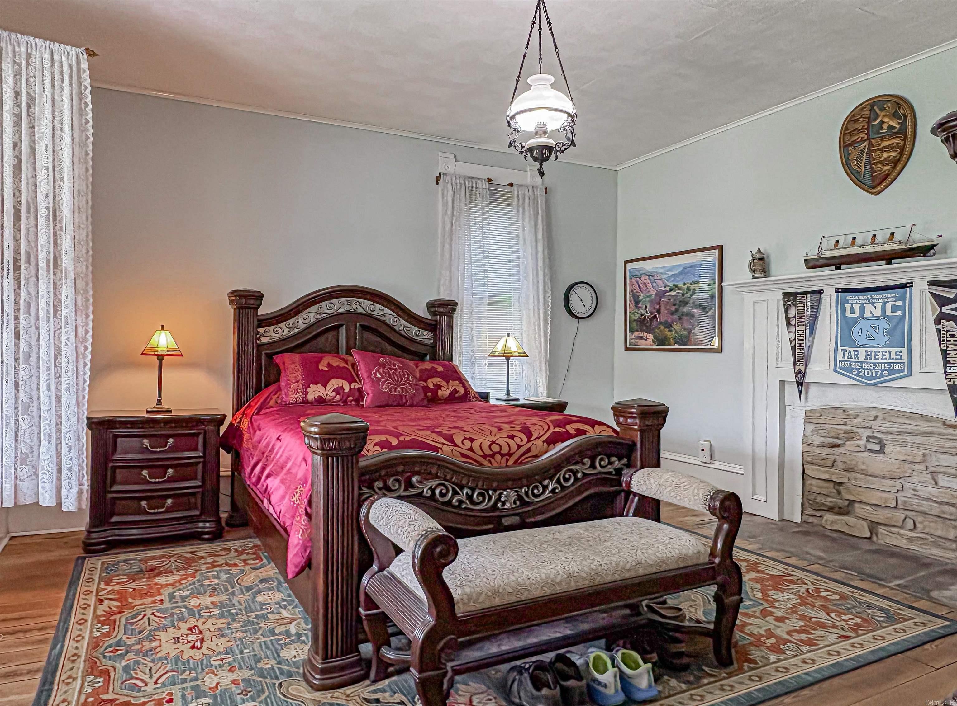 432 E Hwy 62  Yellville, AR