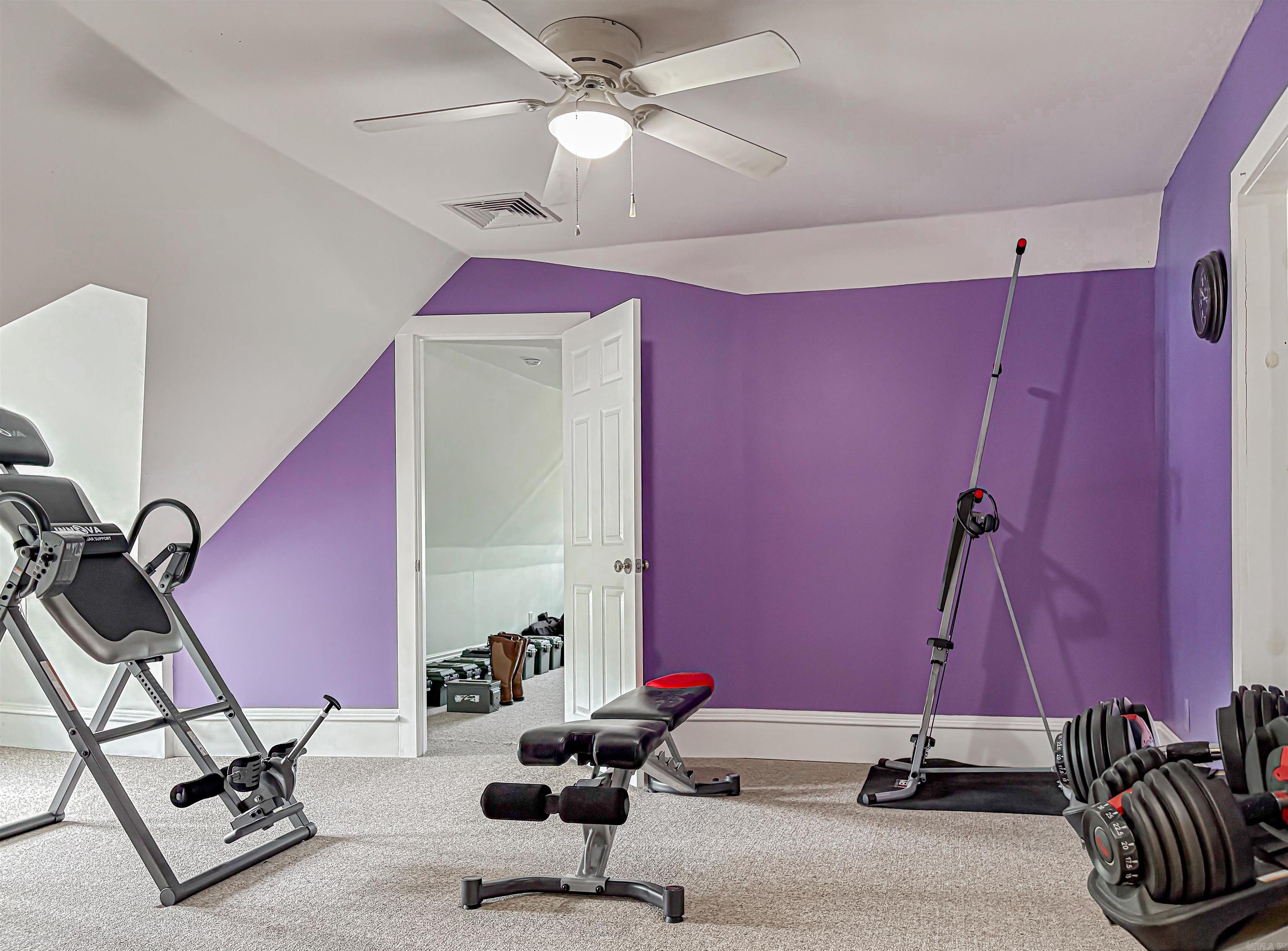 432 E Hwy 62  Yellville, AR