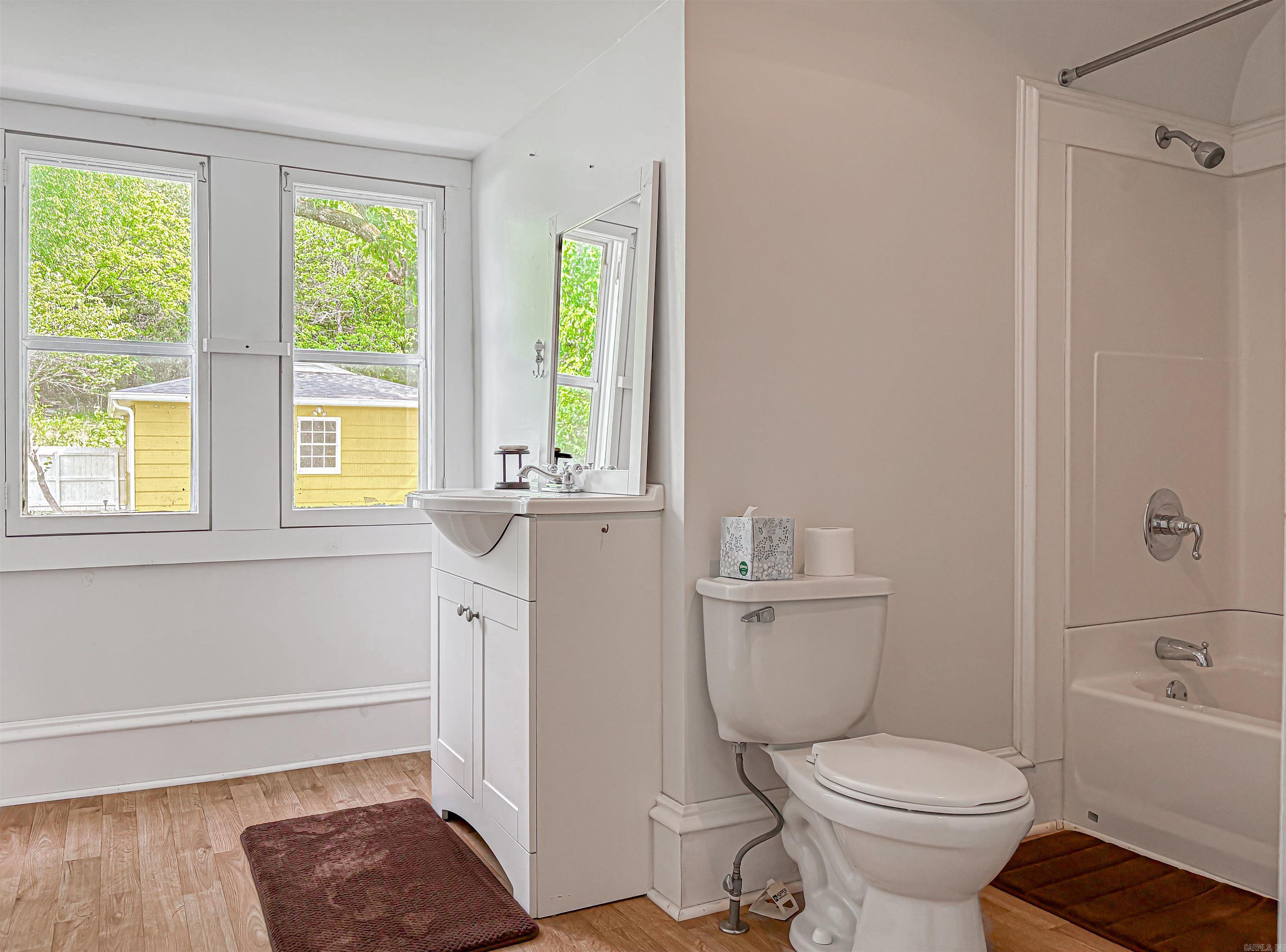 432 E Hwy 62  Yellville, AR