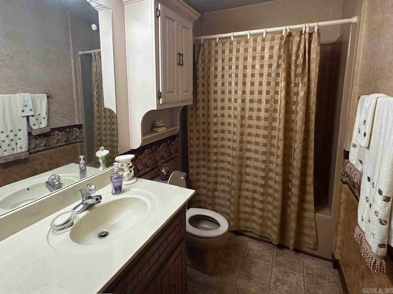 111 Hefner Street Searcy, AR 72143-7232