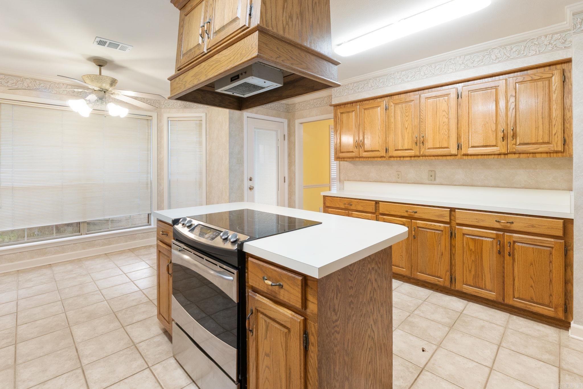 16 Blue Mountain  Maumelle, AR