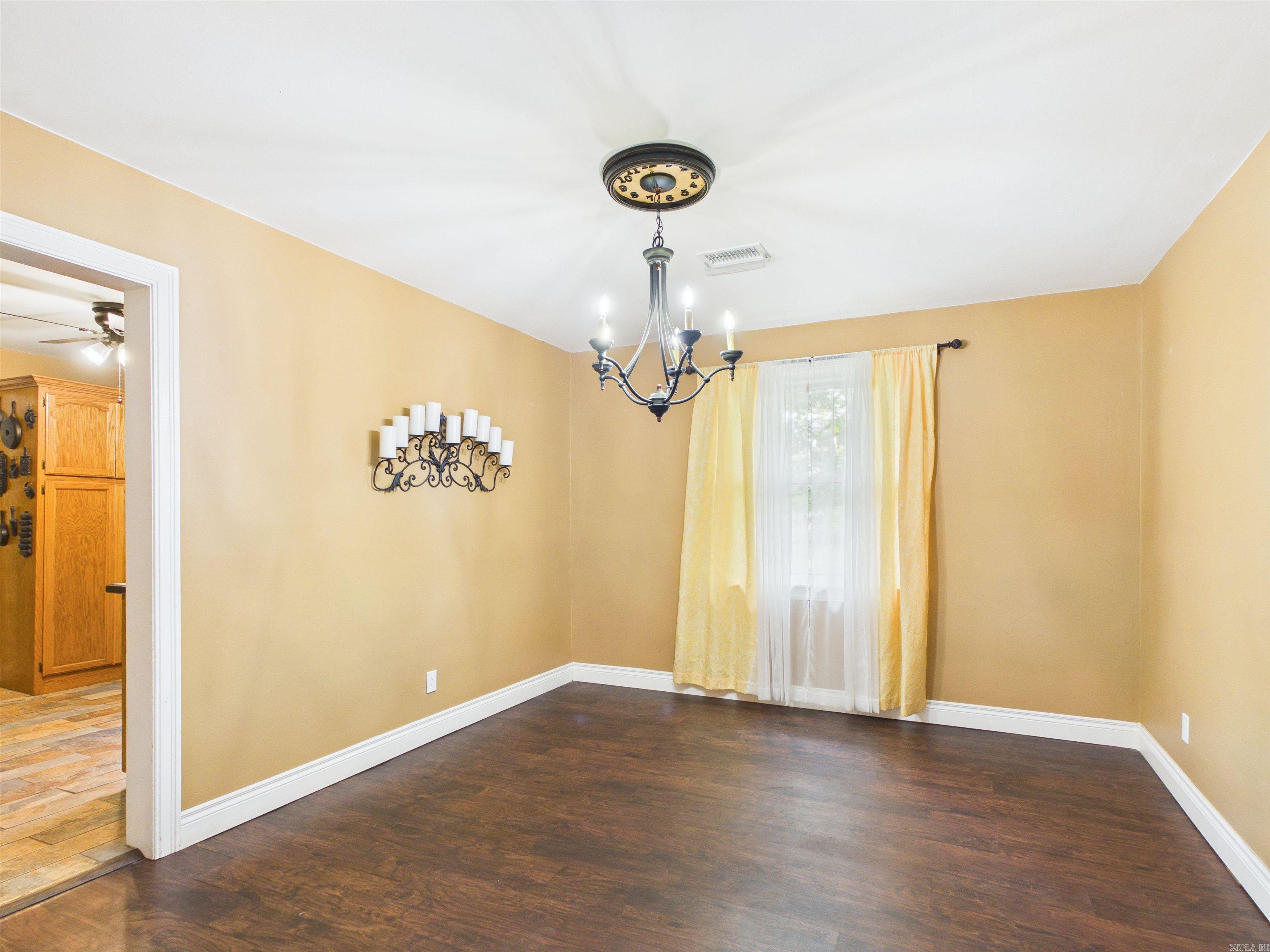 803 Springfield  Berryville, AR