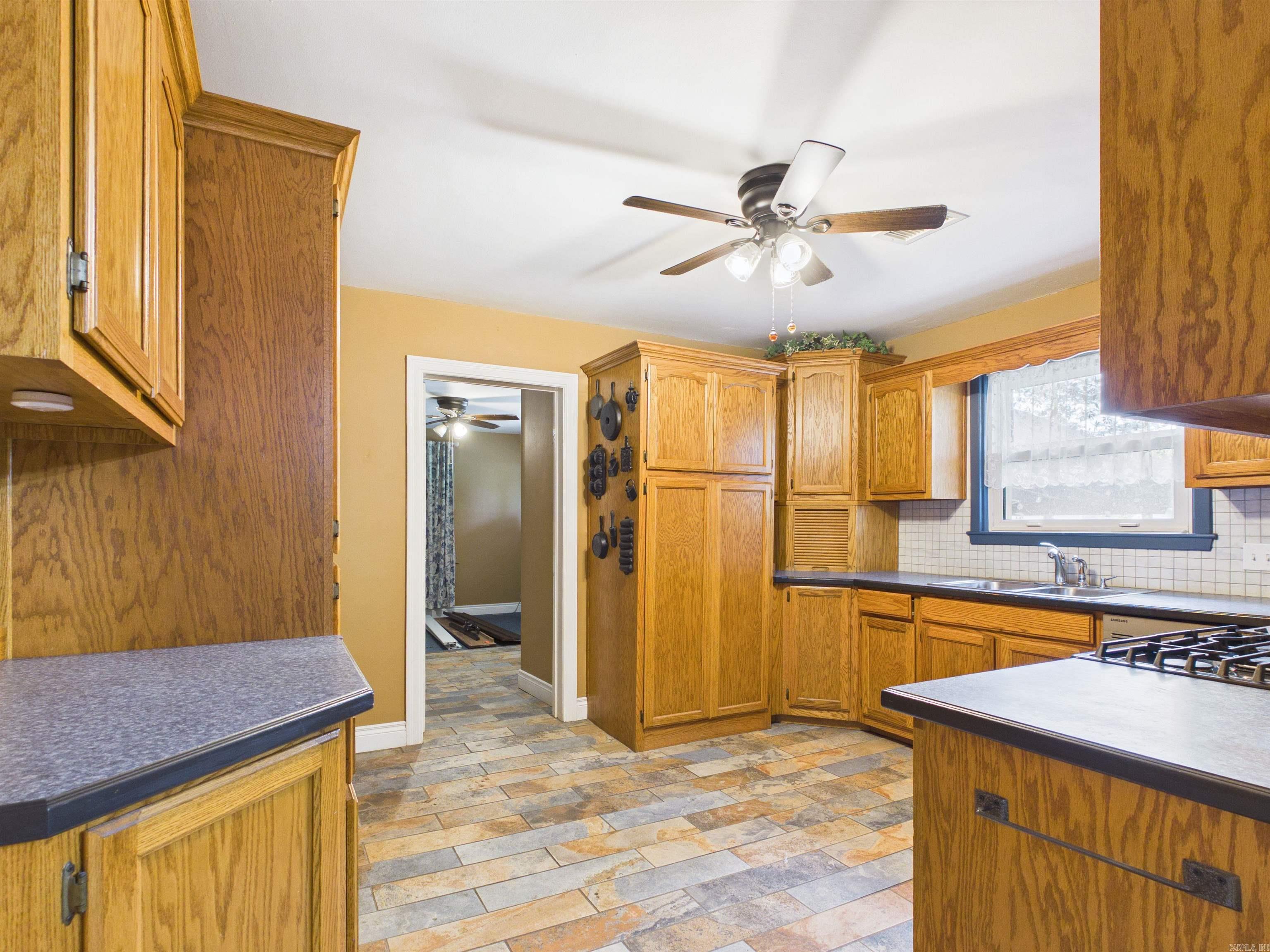 803 Springfield  Berryville, AR