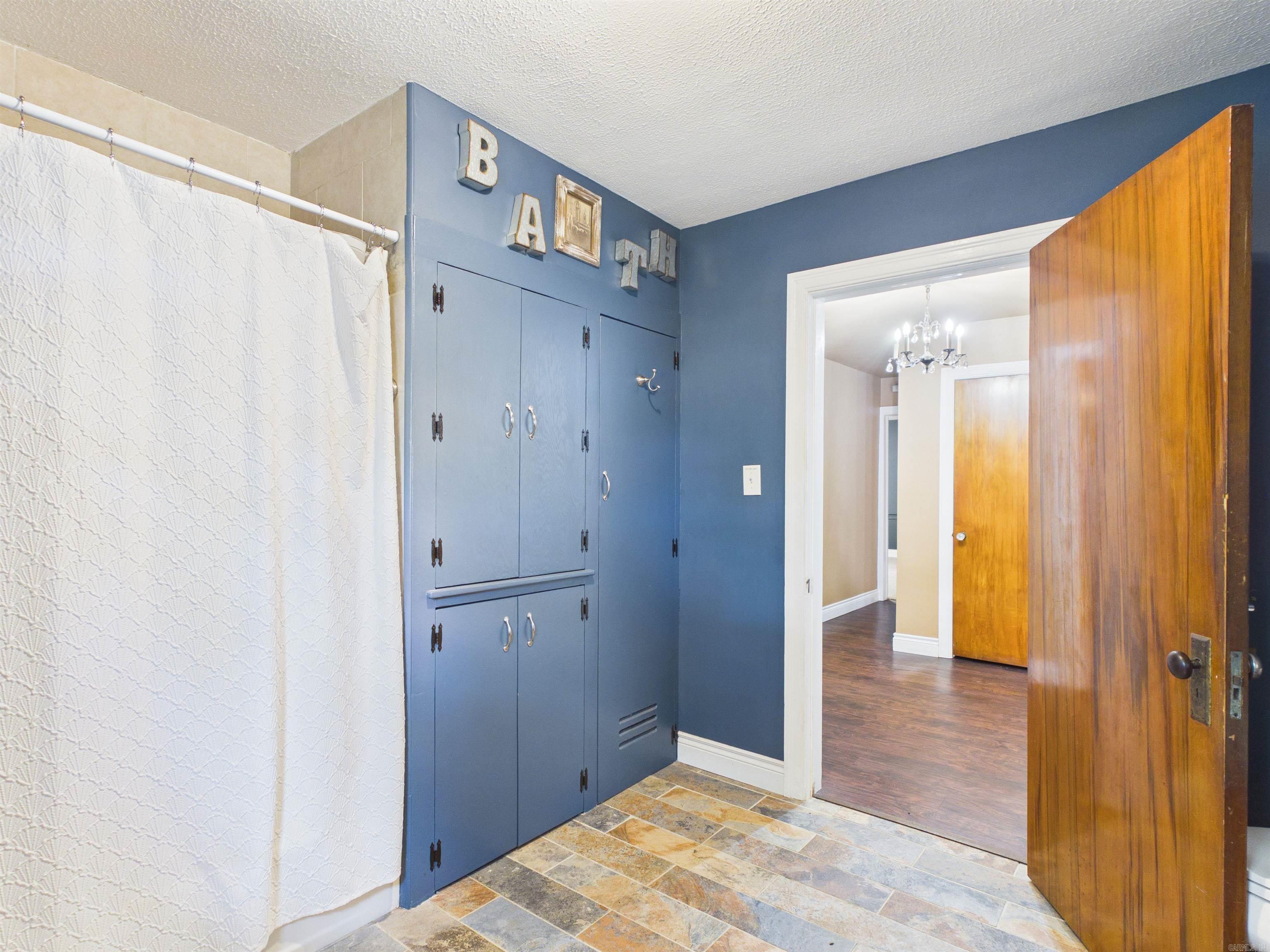 803 Springfield  Berryville, AR