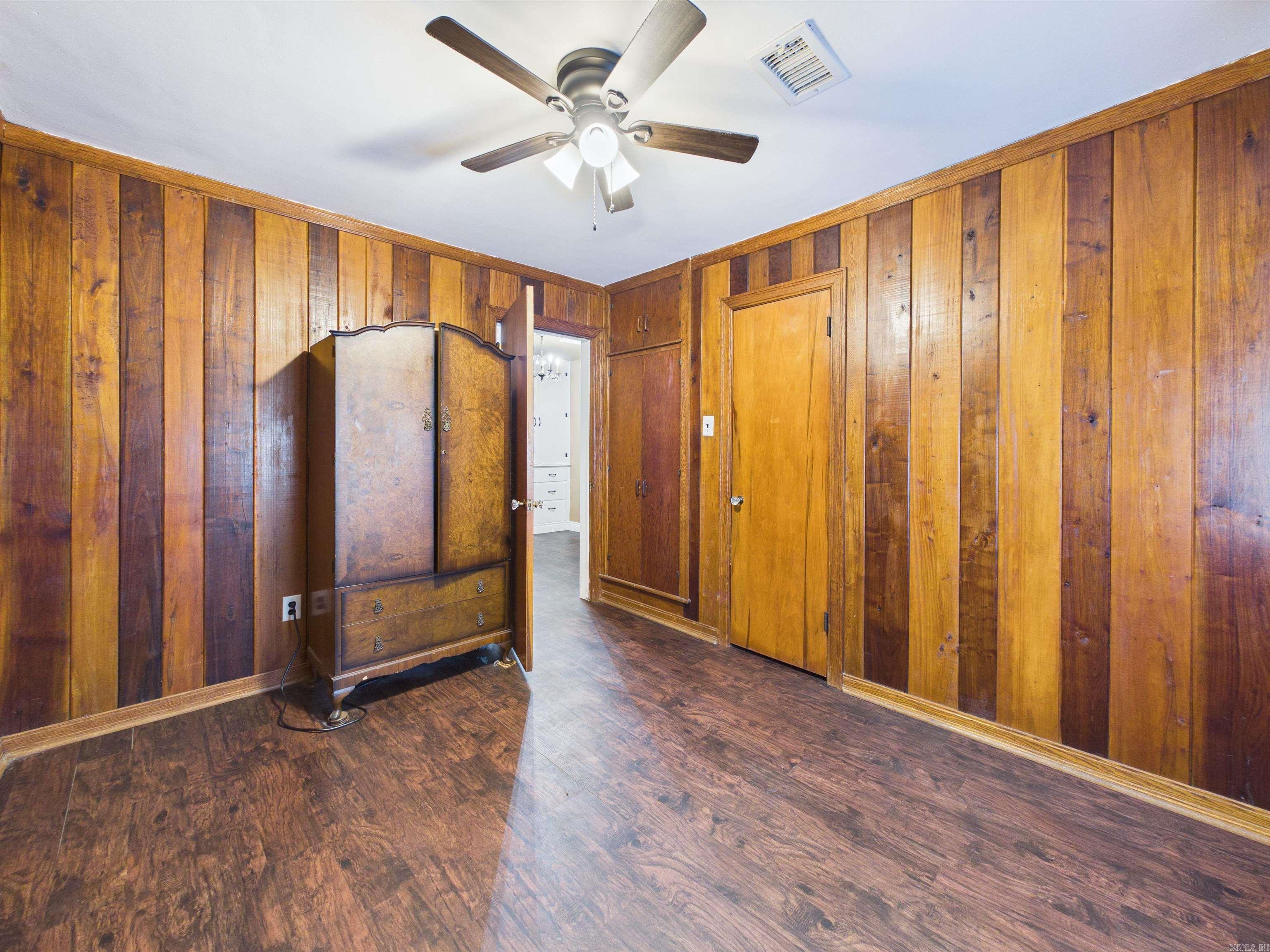 803 Springfield  Berryville, AR