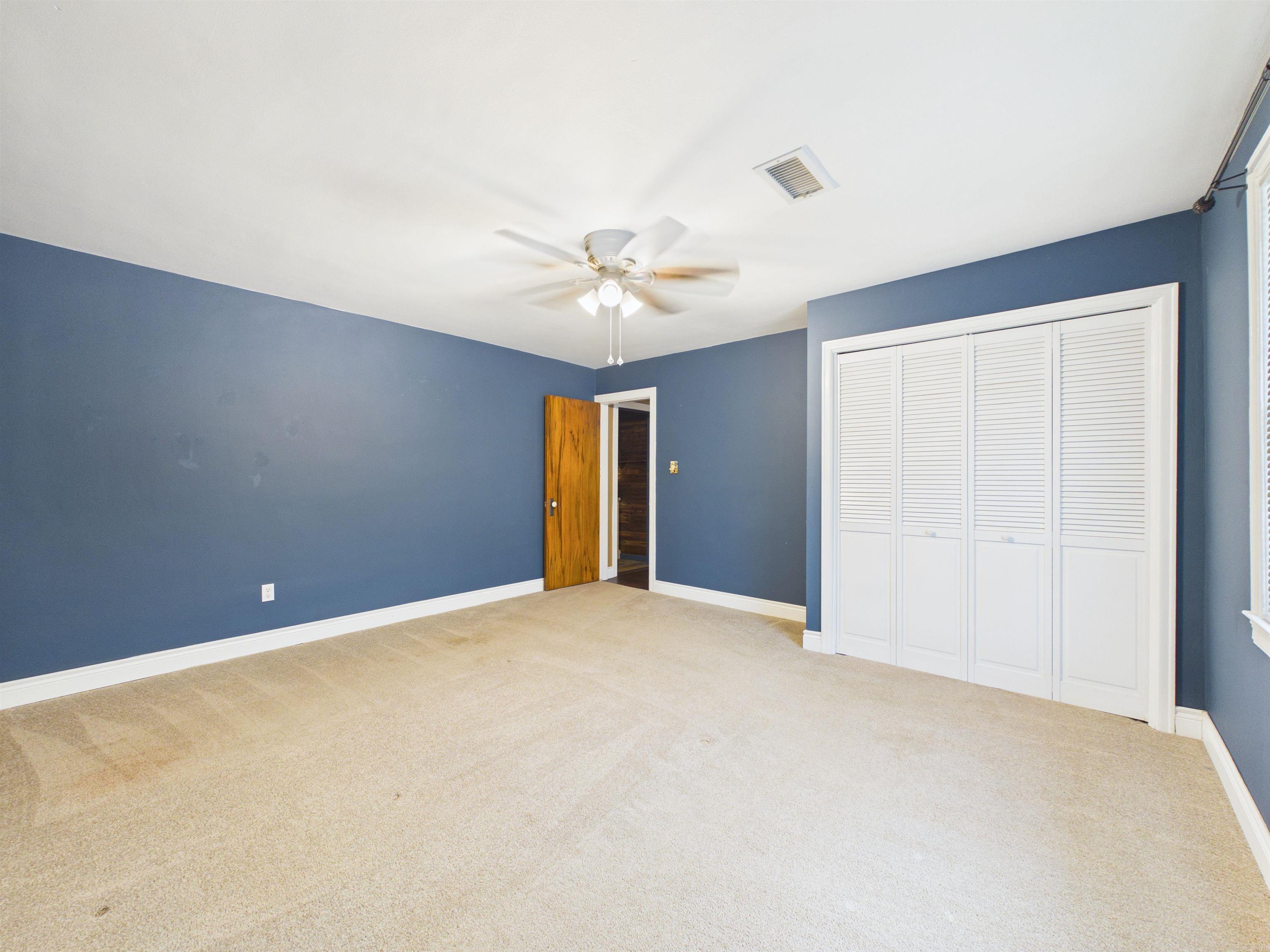 803 Springfield  Berryville, AR