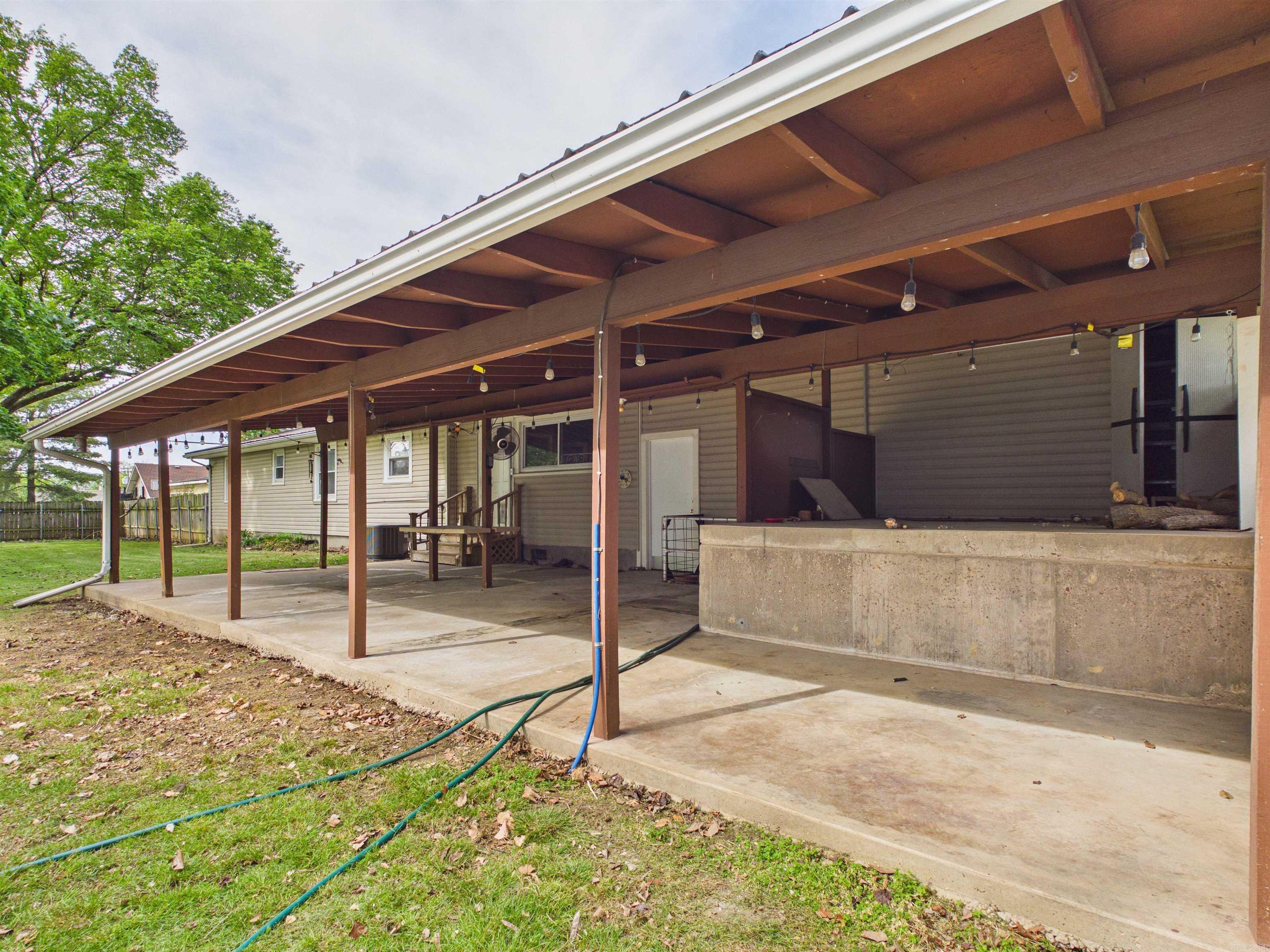 803 Springfield  Berryville, AR