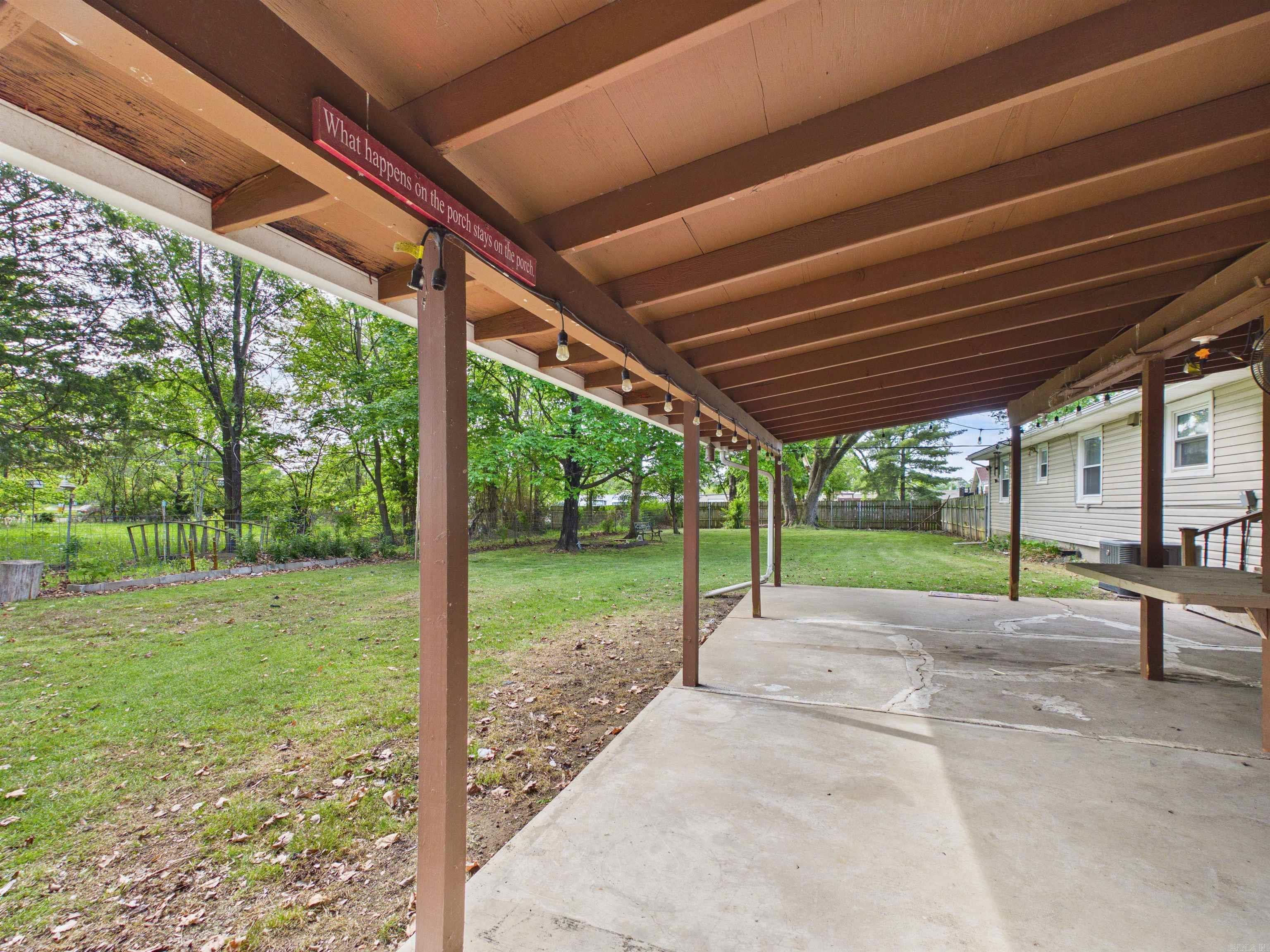 803 Springfield  Berryville, AR