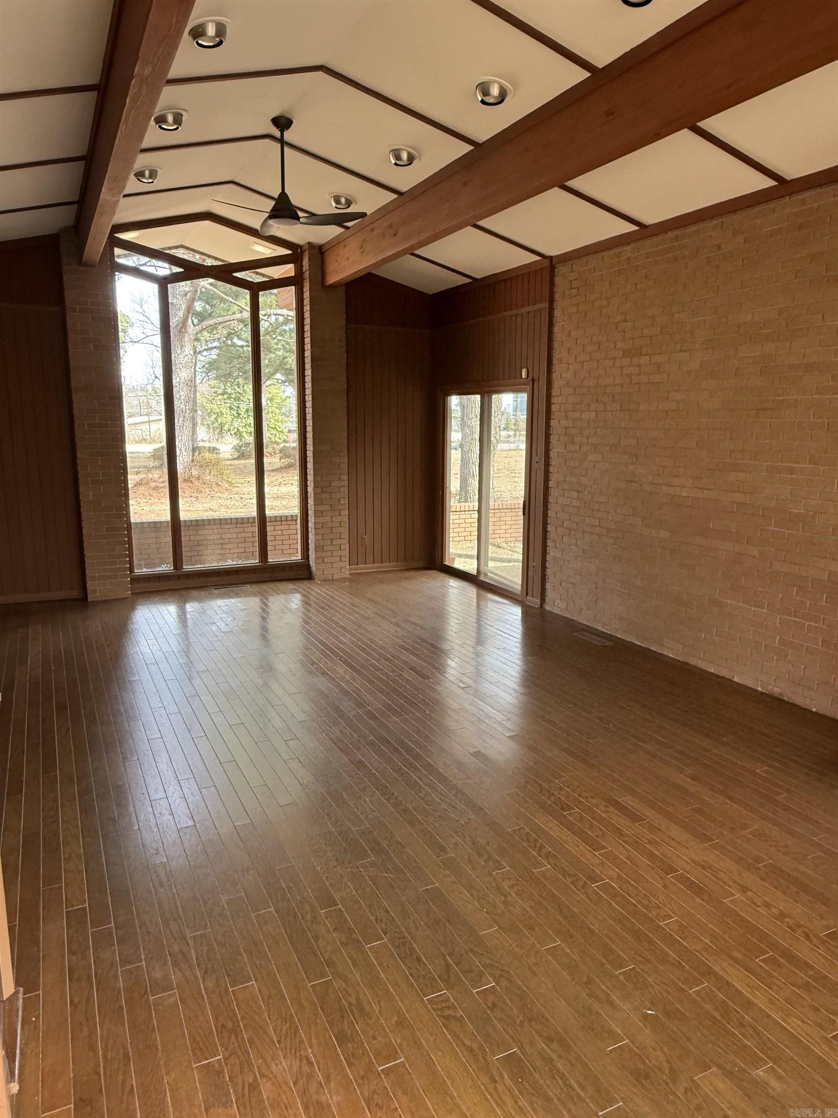 18209 Cantrell  Little Rock, AR