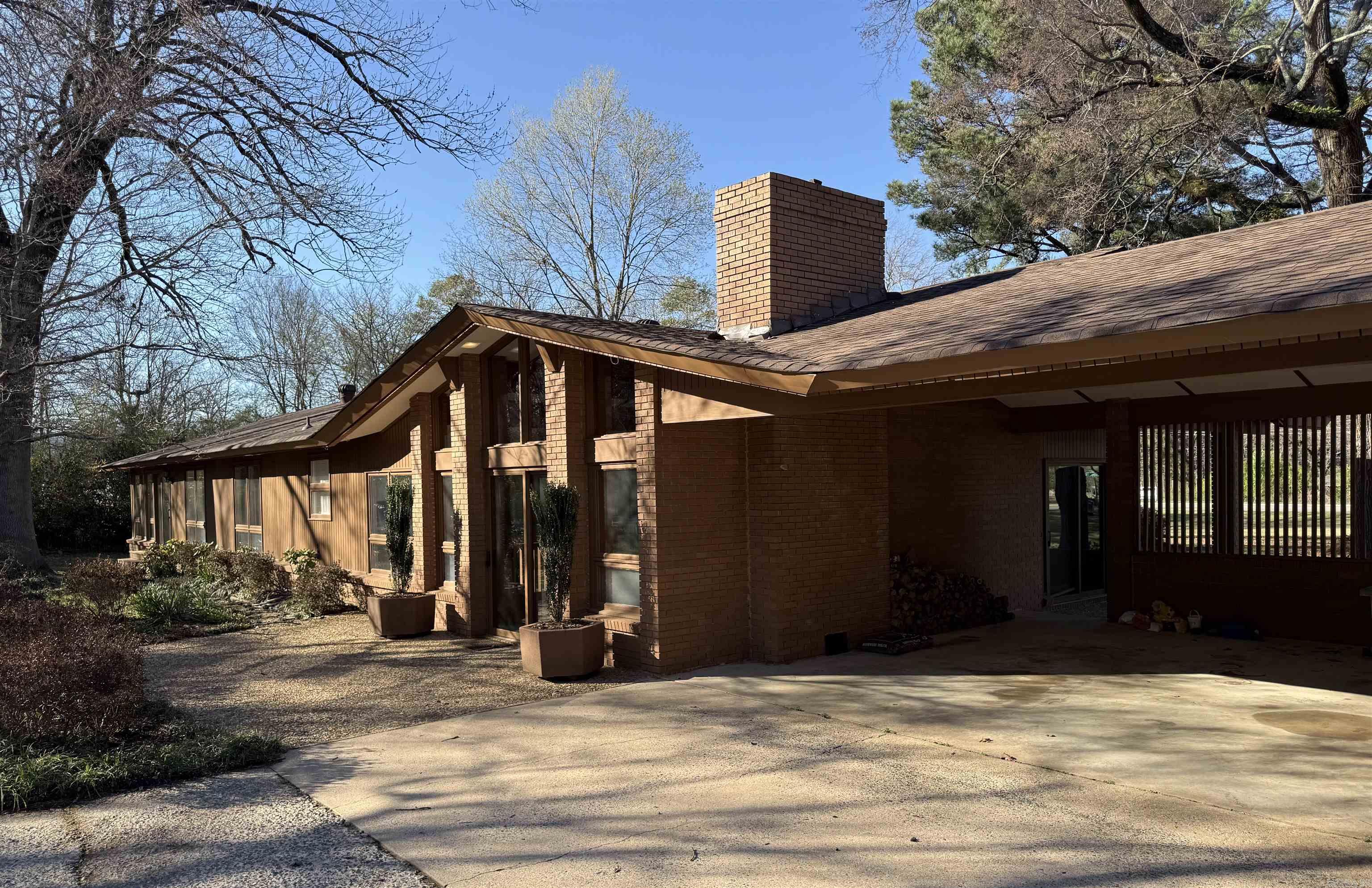 18209 Cantrell  Little Rock, AR