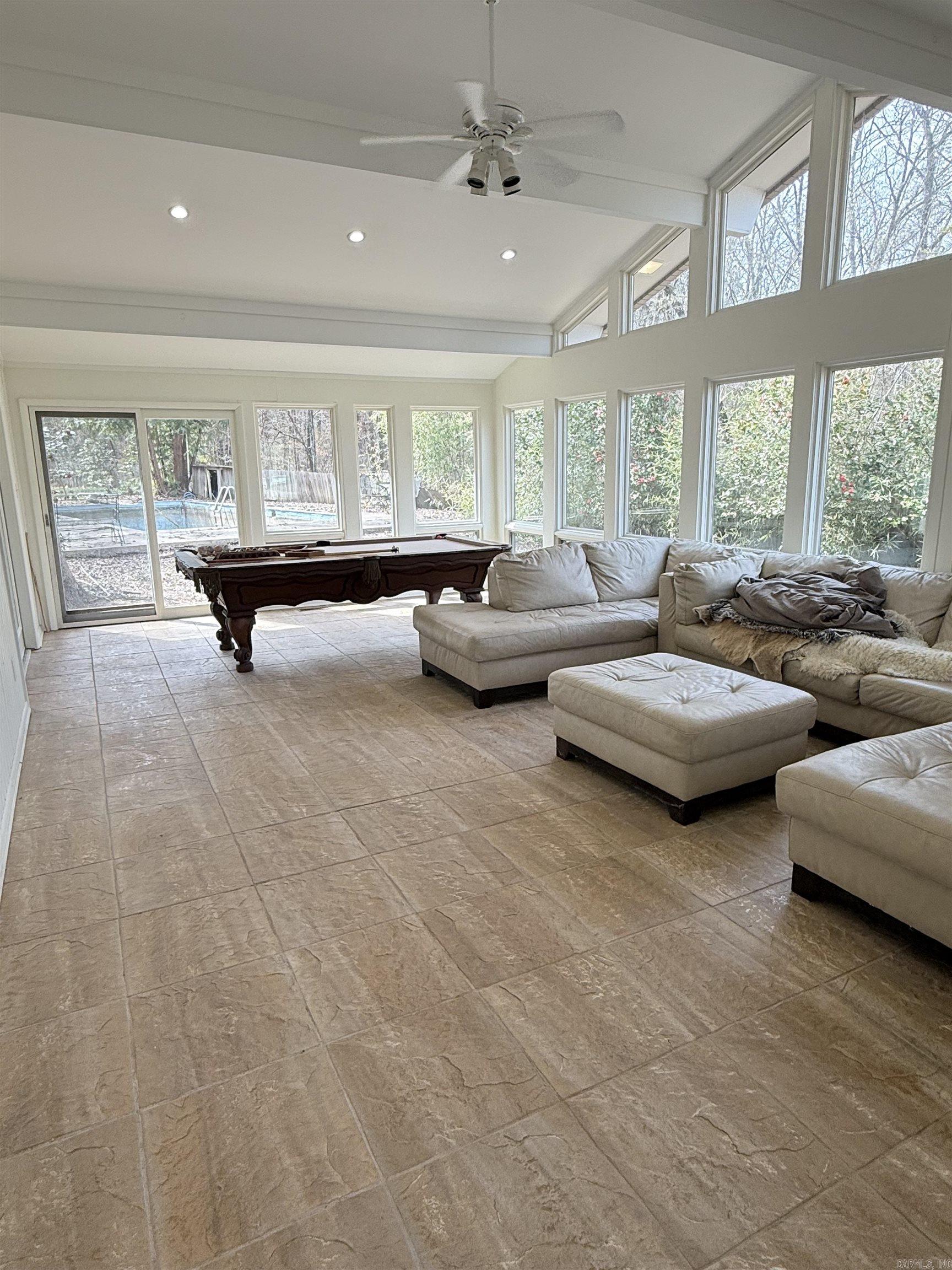 18209 Cantrell  Little Rock, AR