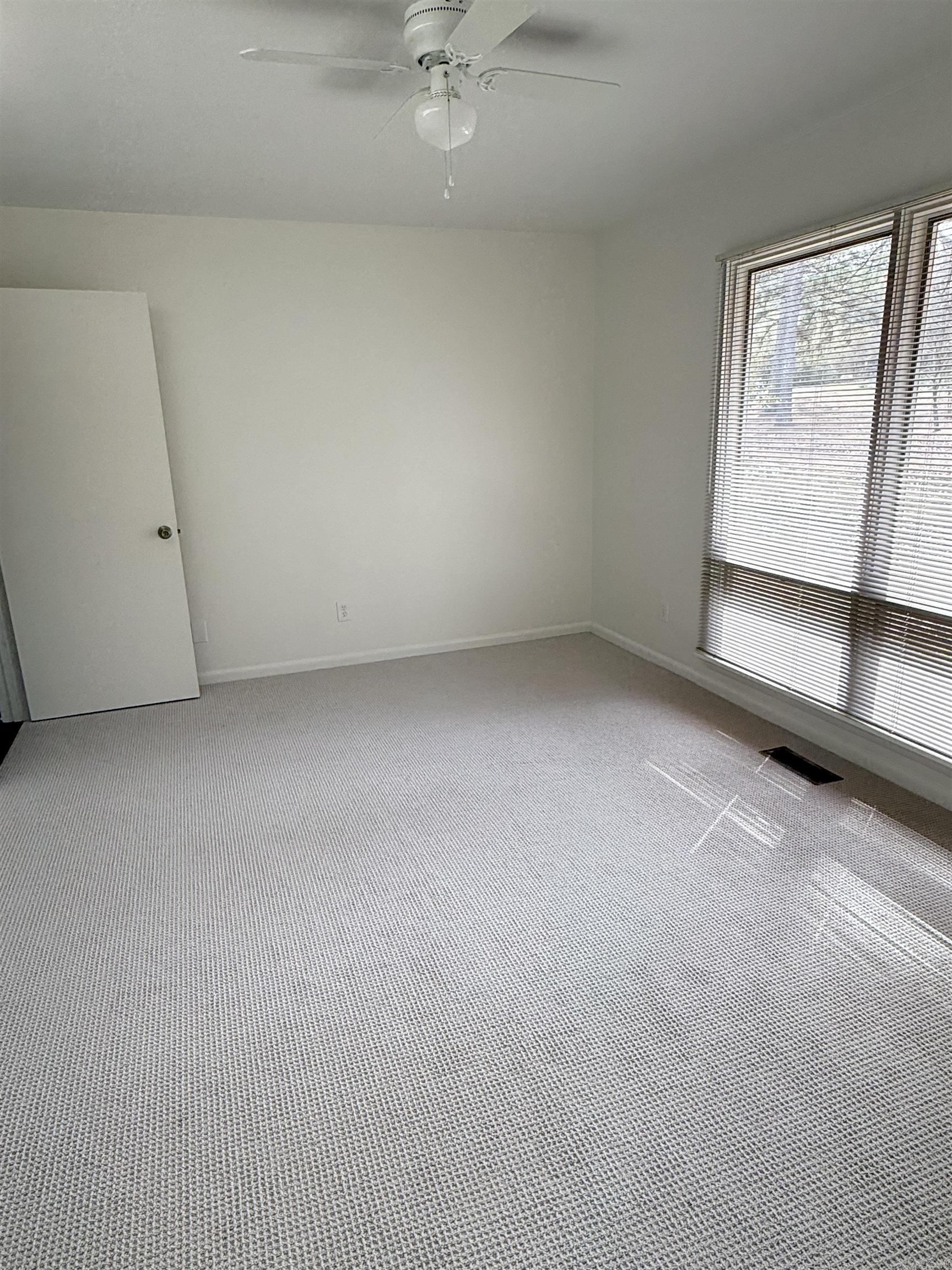 18209 Cantrell  Little Rock, AR