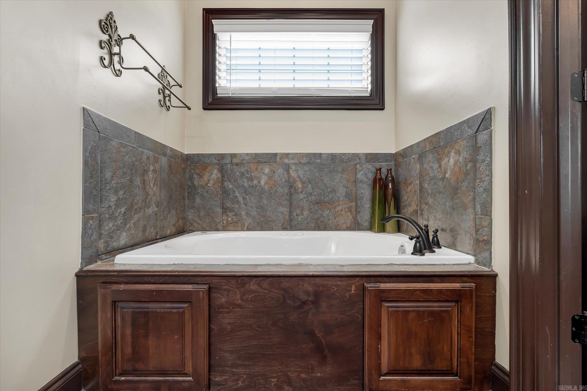 4408 Lochmoor  Jonesboro, AR