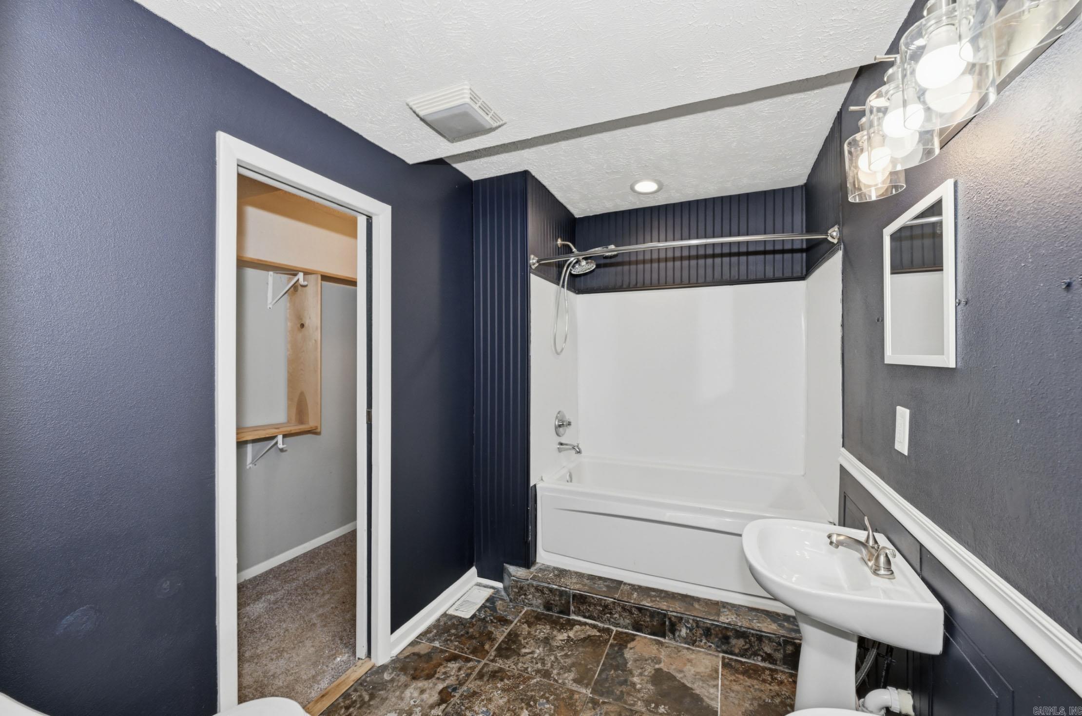 811 Hester  Benton, AR