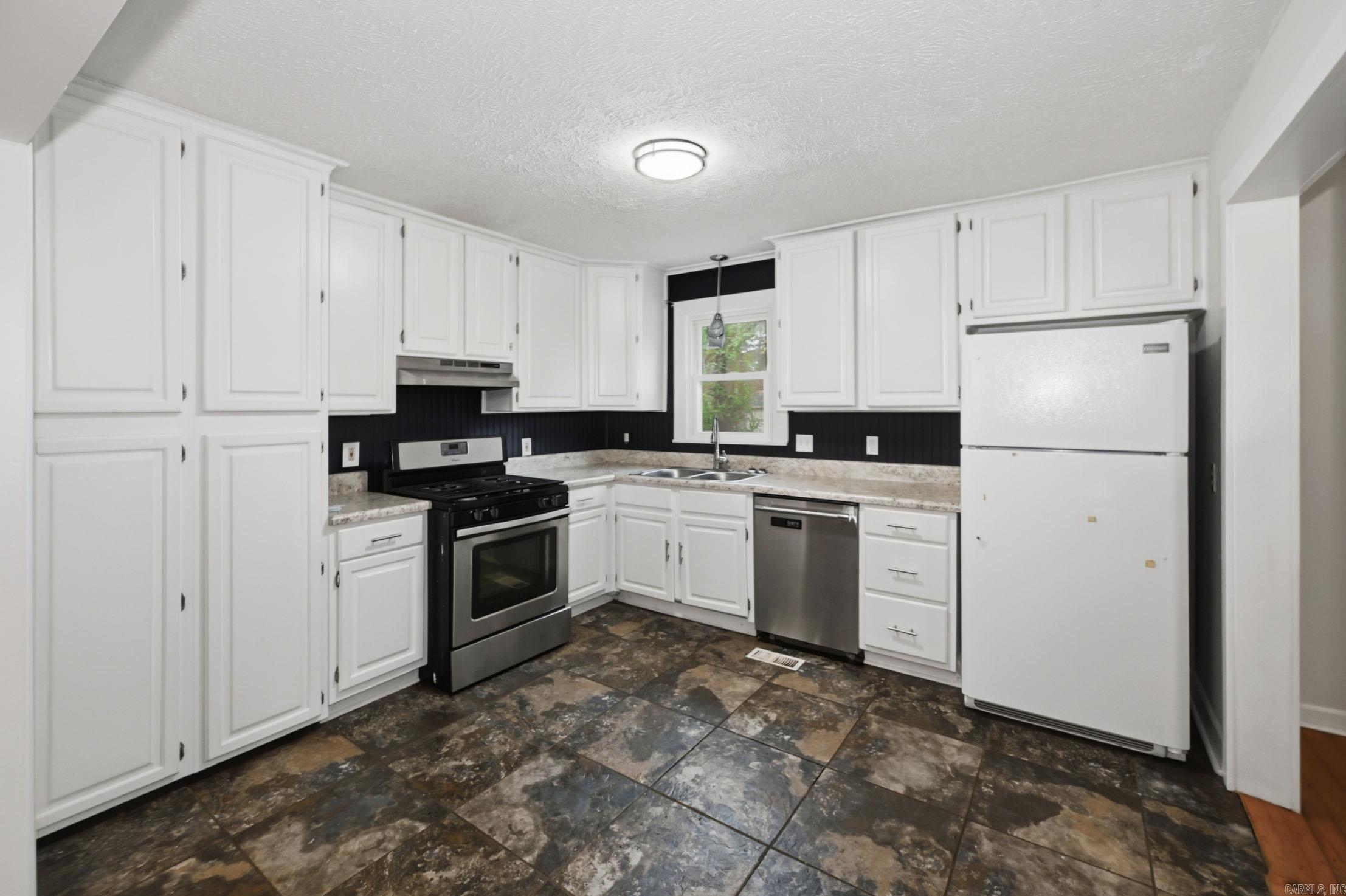 811 Hester  Benton, AR