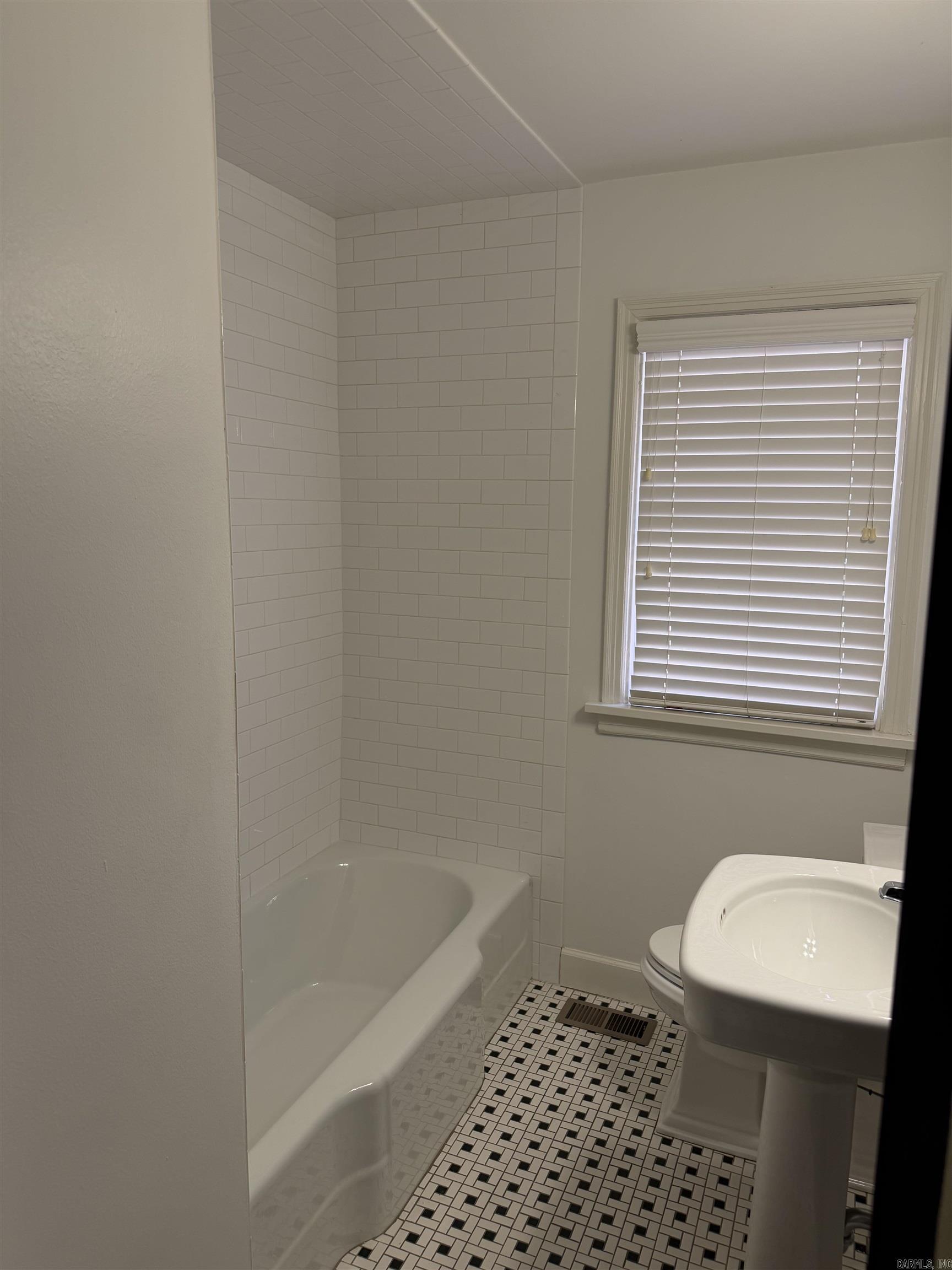 621 Cumberland  Little Rock, AR