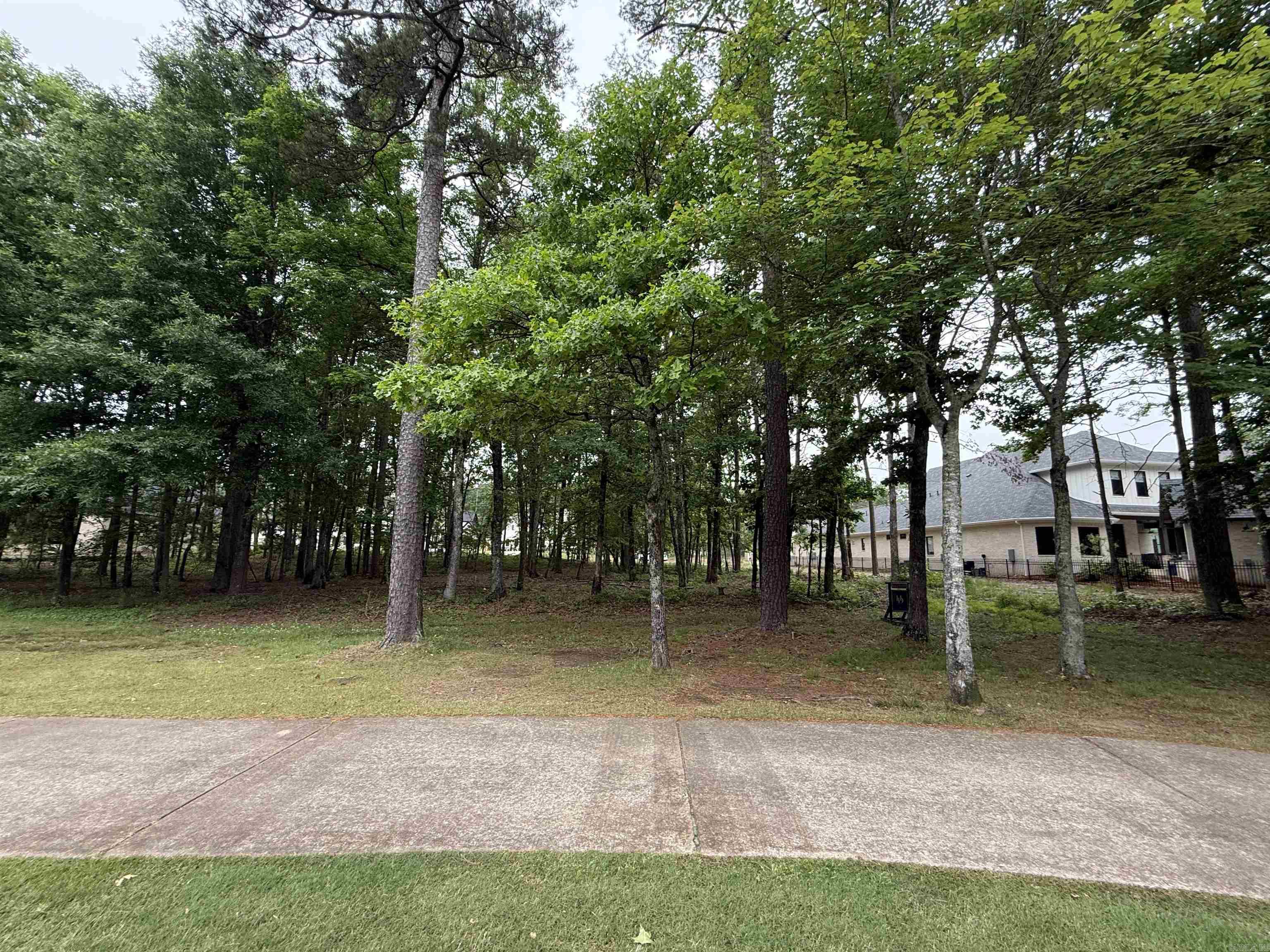 24 Miramont  Little Rock, AR