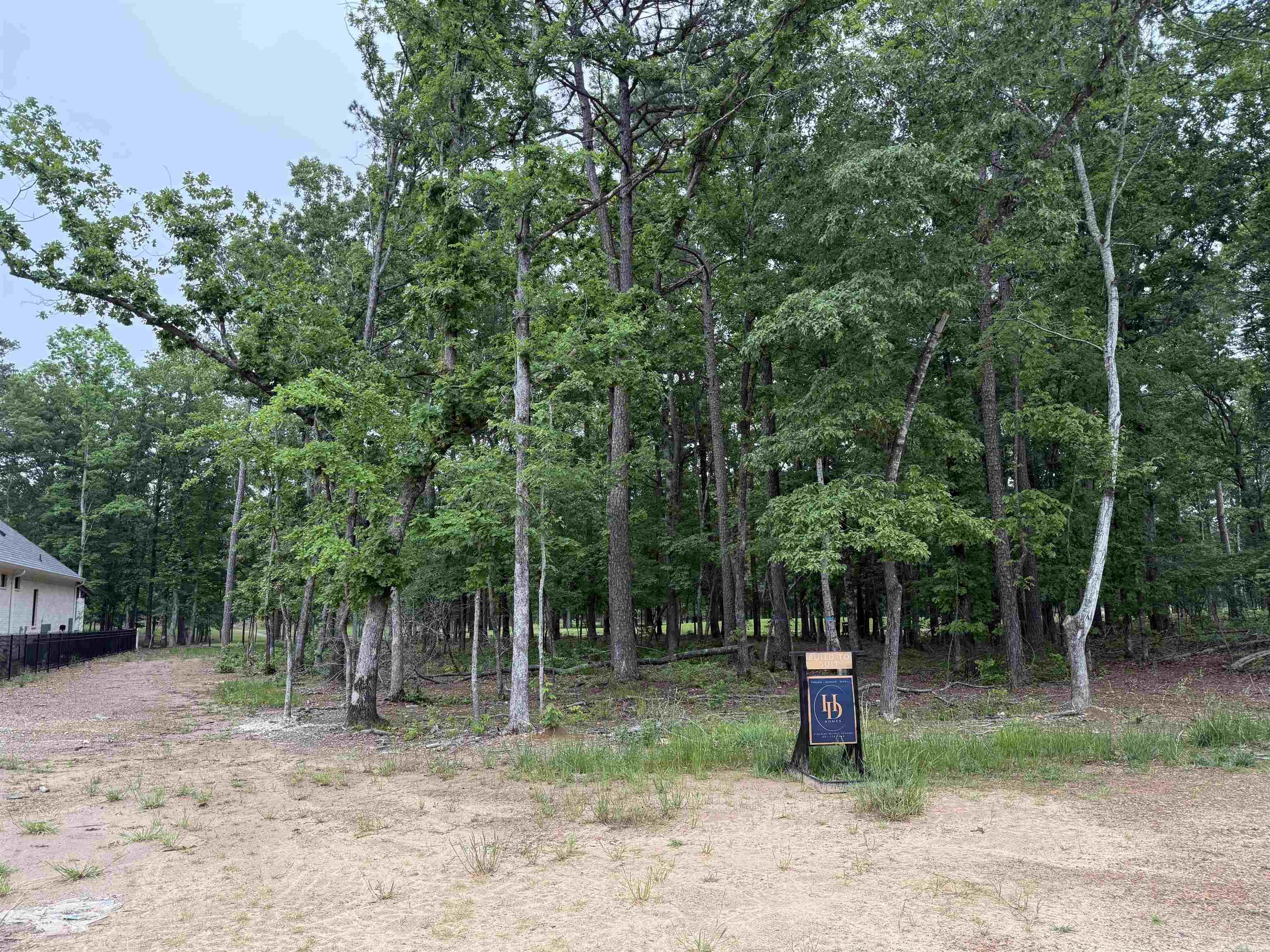 24 Miramont  Little Rock, AR