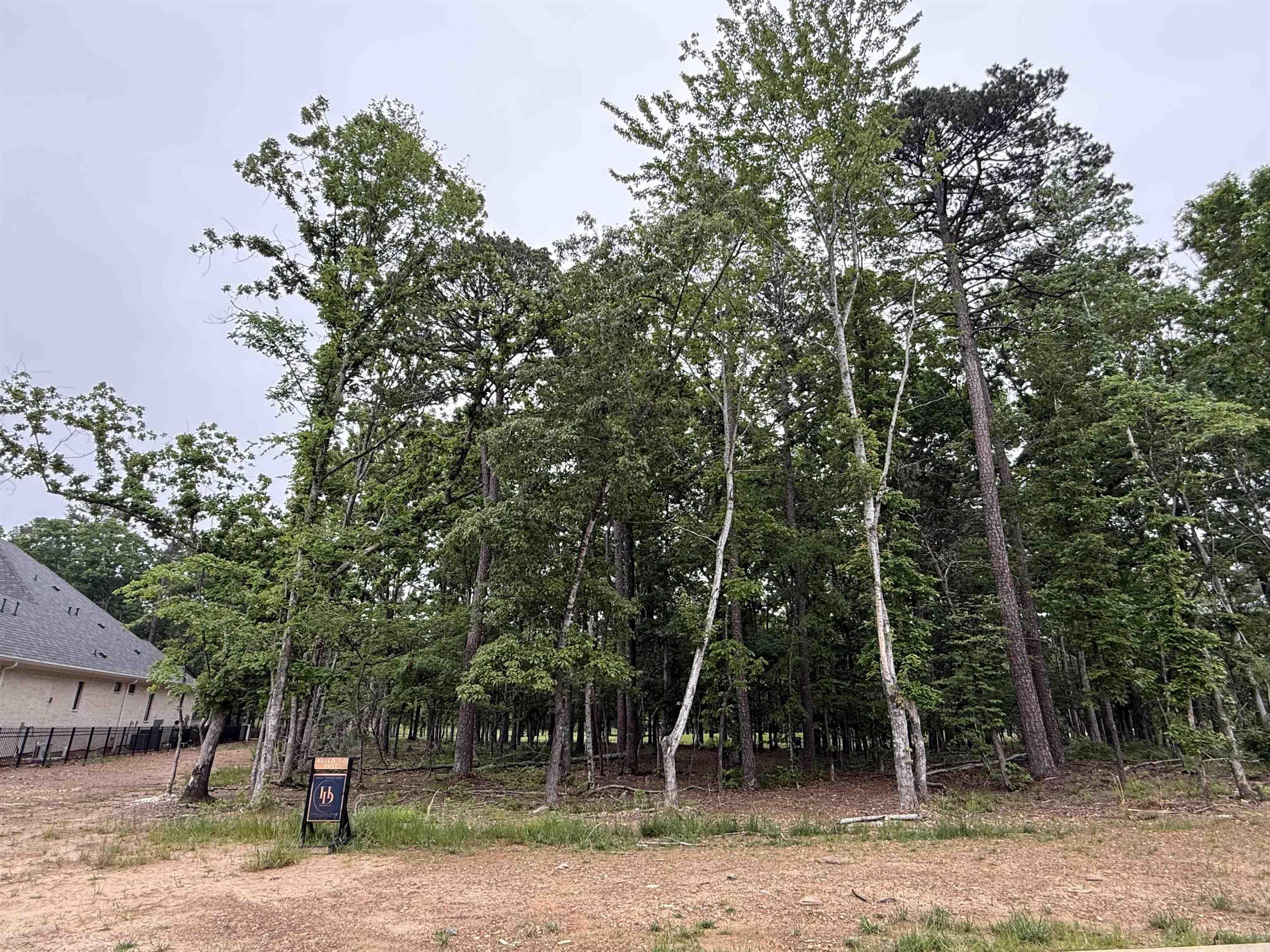 24 Miramont  Little Rock, AR