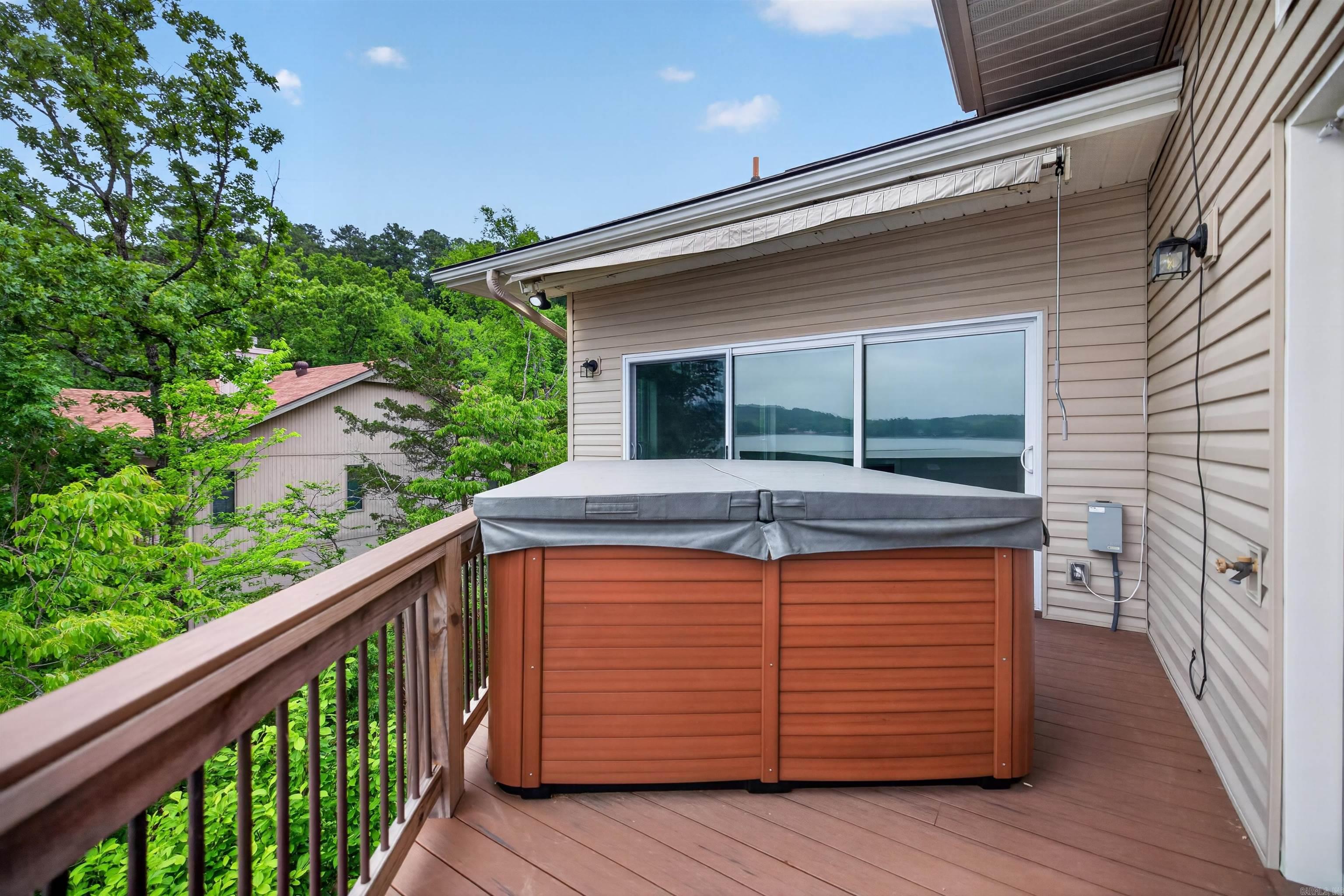 74 Salvatierra Way  Hot Springs Village, AR