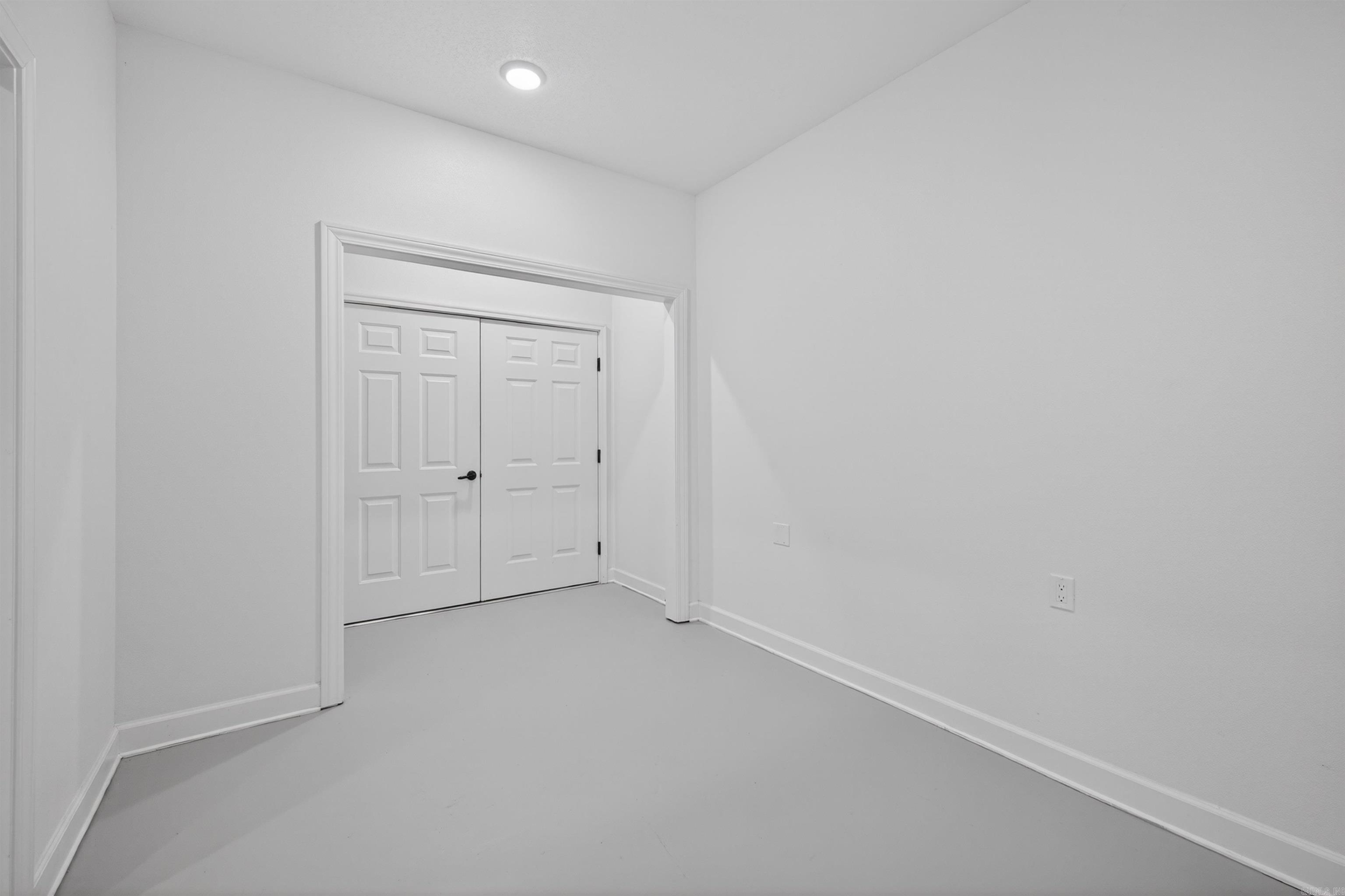 74 Salvatierra Way  Hot Springs Village, AR