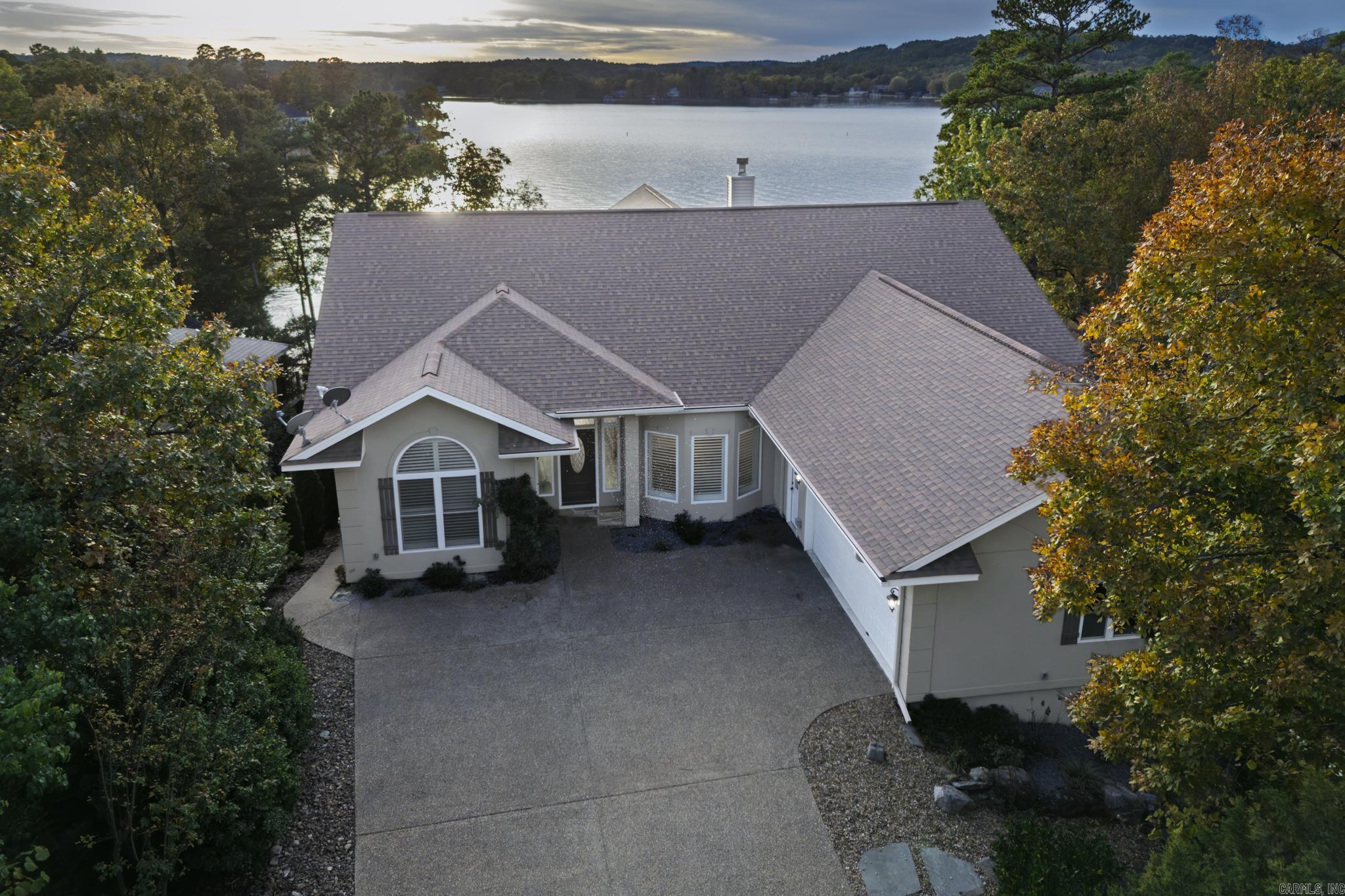 74 Salvatierra Way  Hot Springs Village, AR