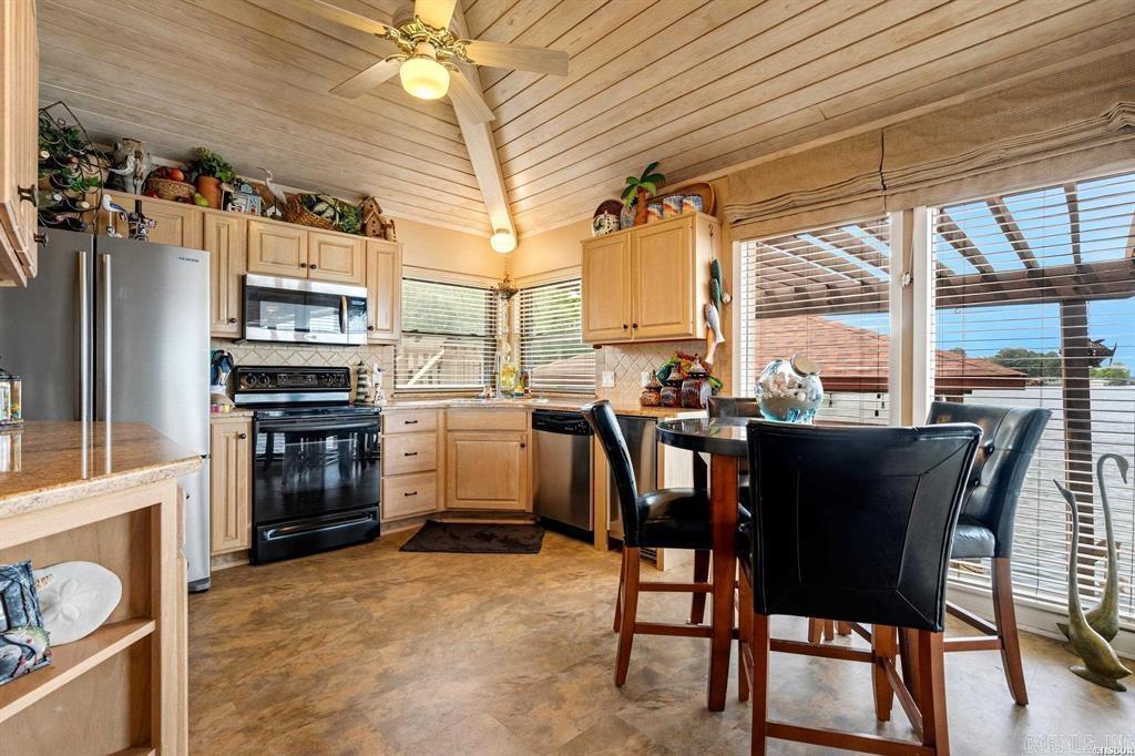 106 Farr Shores Bay  Hot Springs, AR