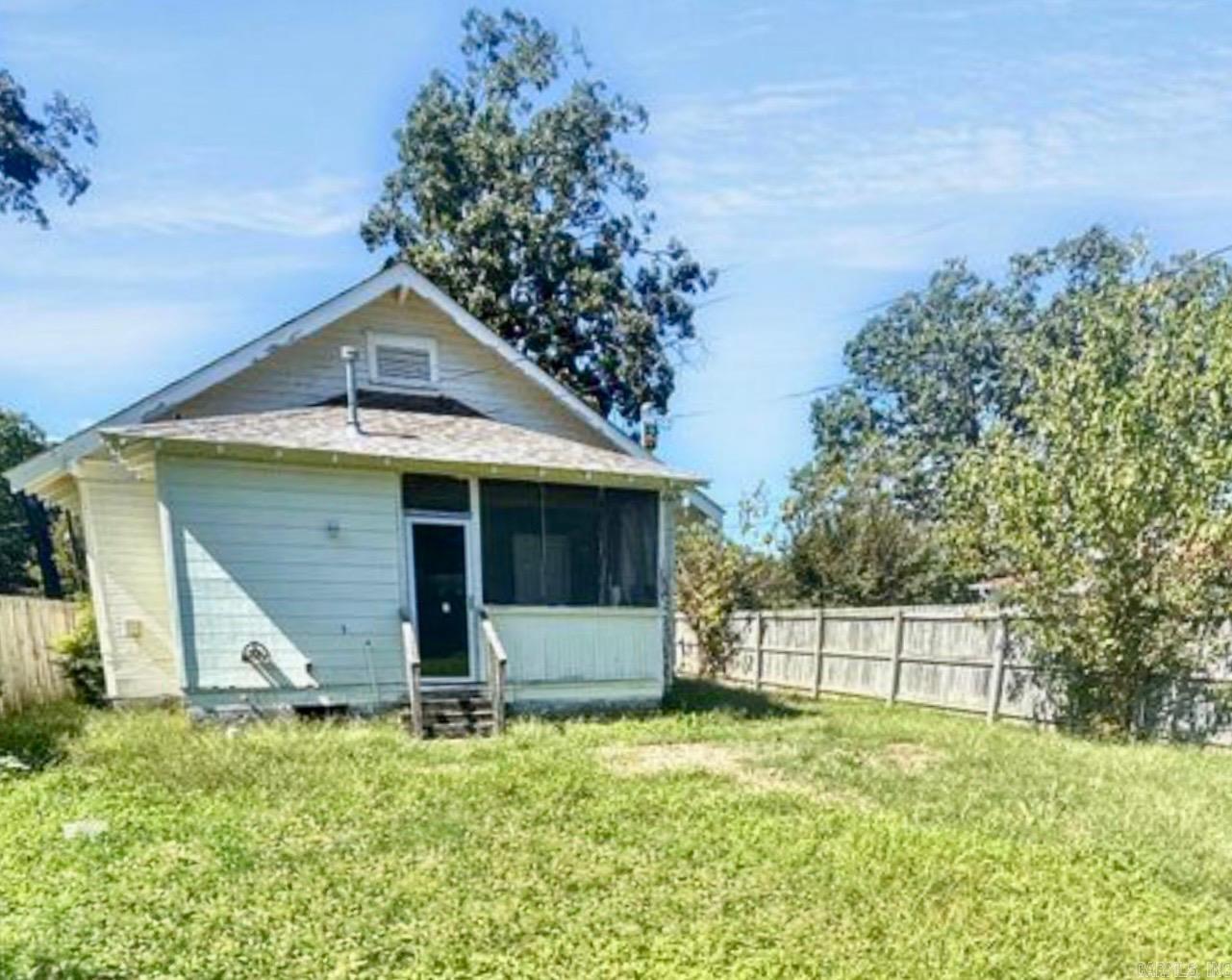 1620 Pike  North Little Rock, AR