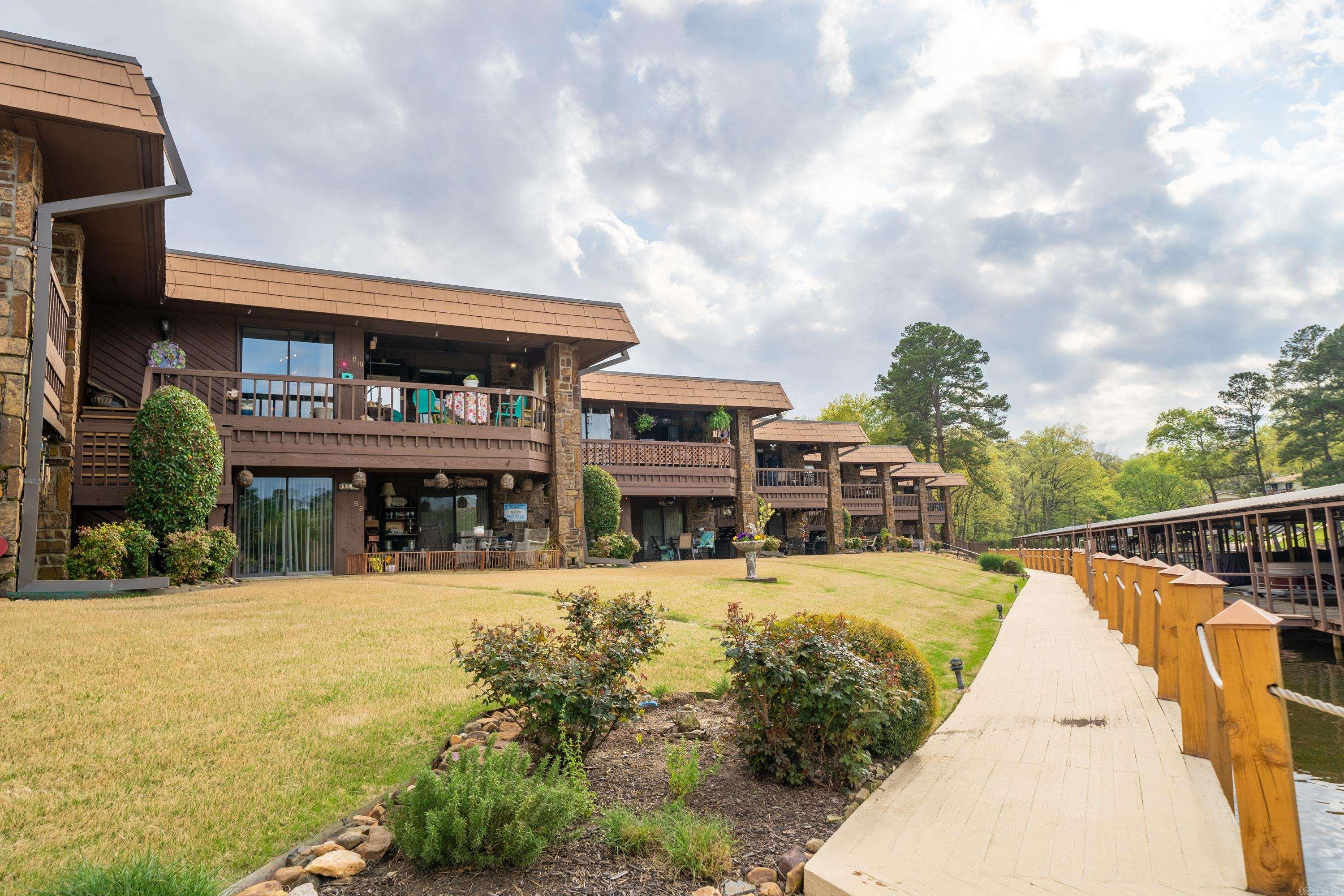 1412 Airport  Hot Springs, AR