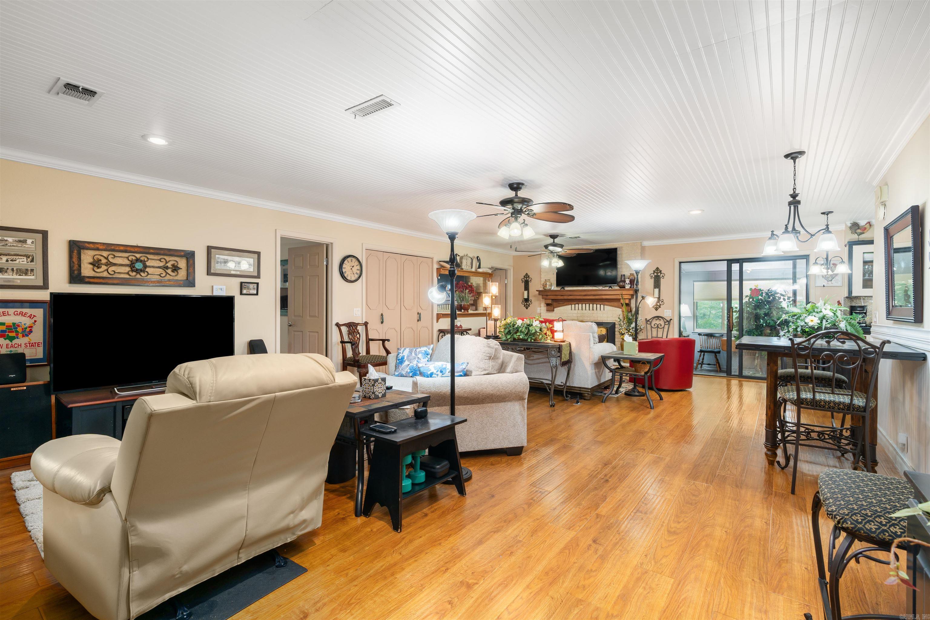 17 Castillo  Hot Springs, AR