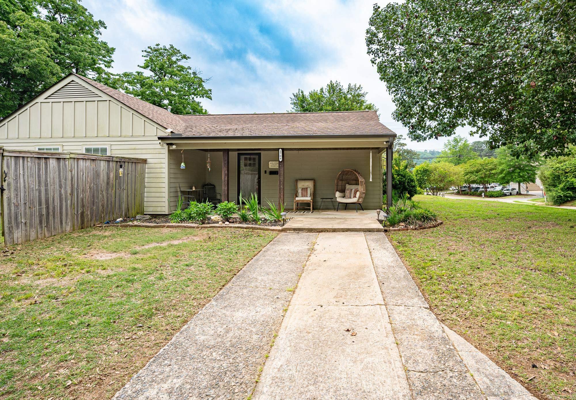 1704 Magnolia  Little Rock, AR