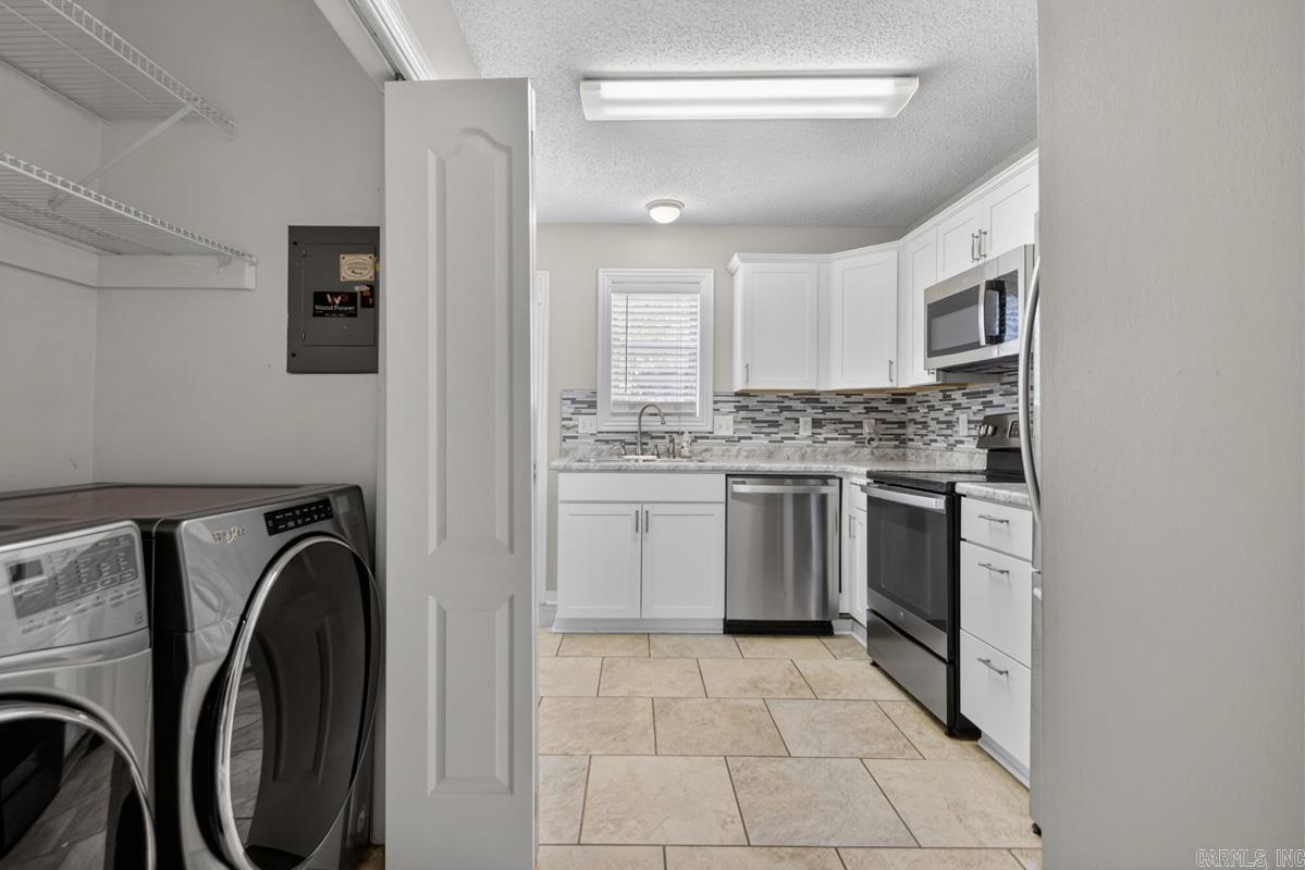 200 Pine Forest 3-B  Maumelle, AR