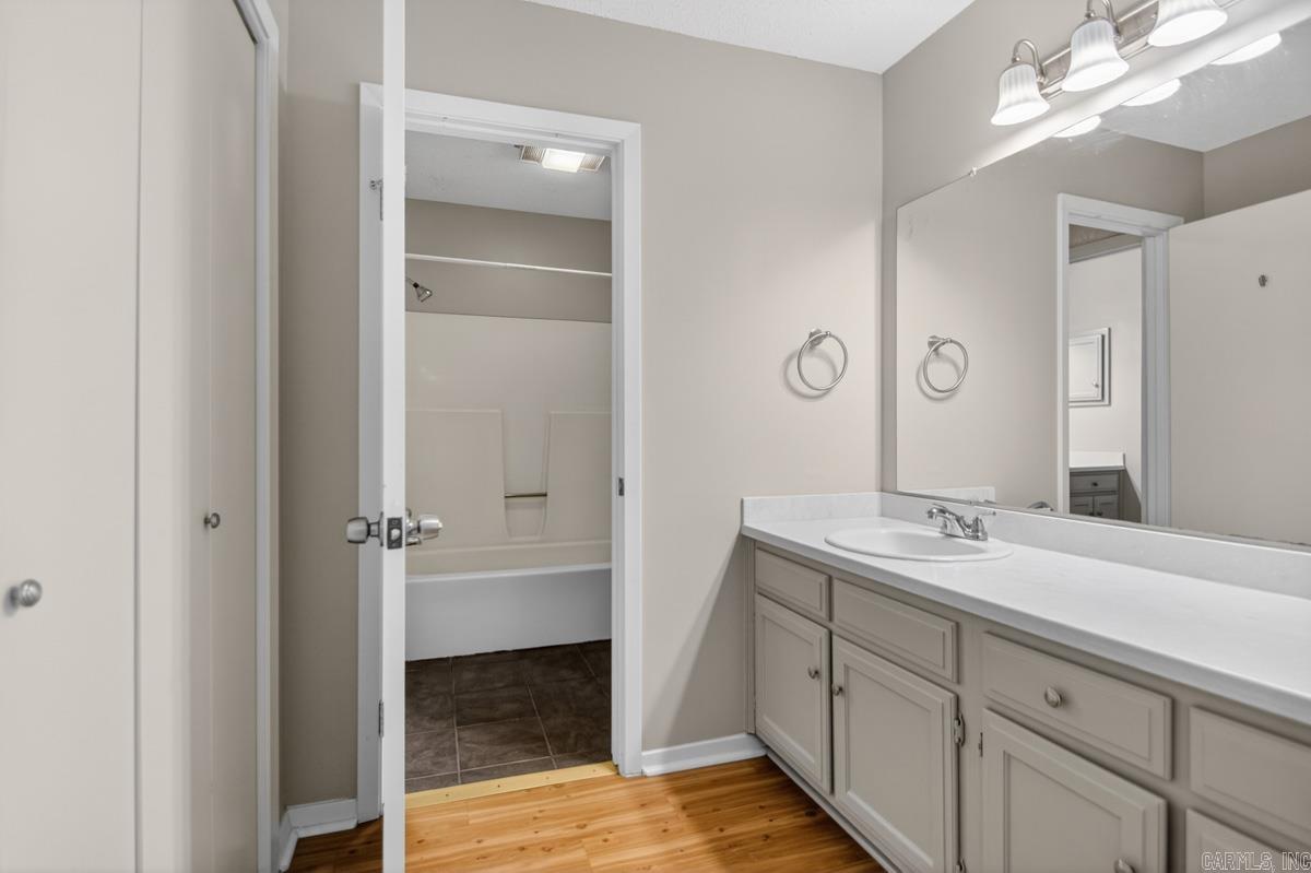 200 Pine Forest 3-B  Maumelle, AR