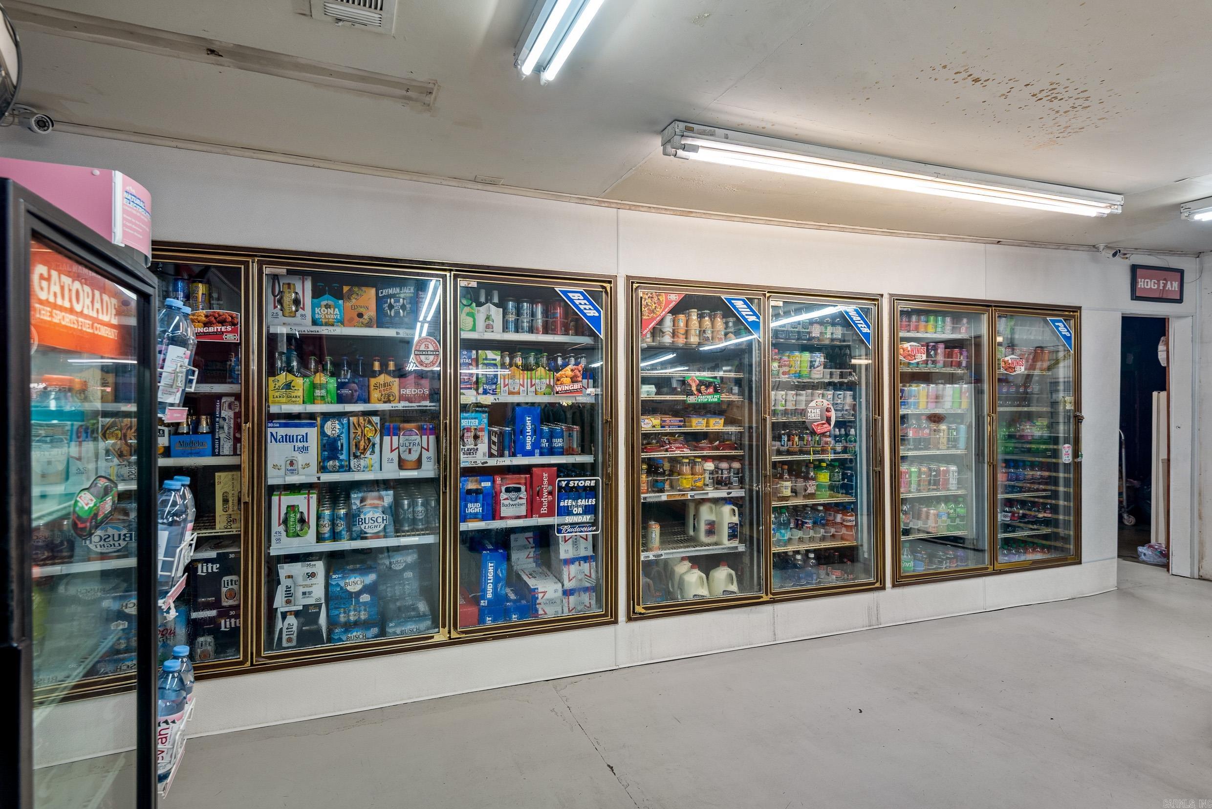 10842 S Hwy 5  Salesville, AR