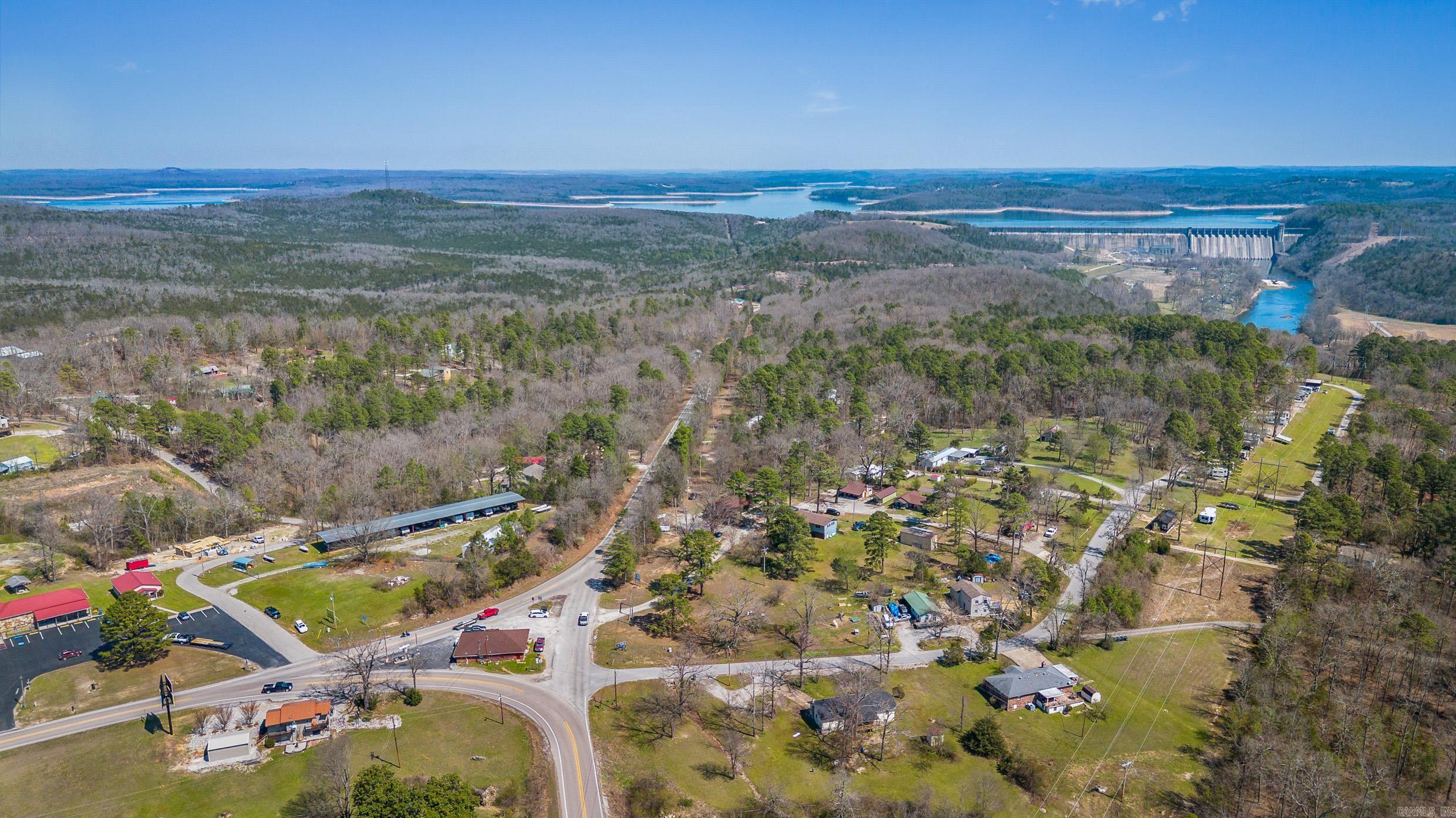 10842 S Hwy 5  Salesville, AR