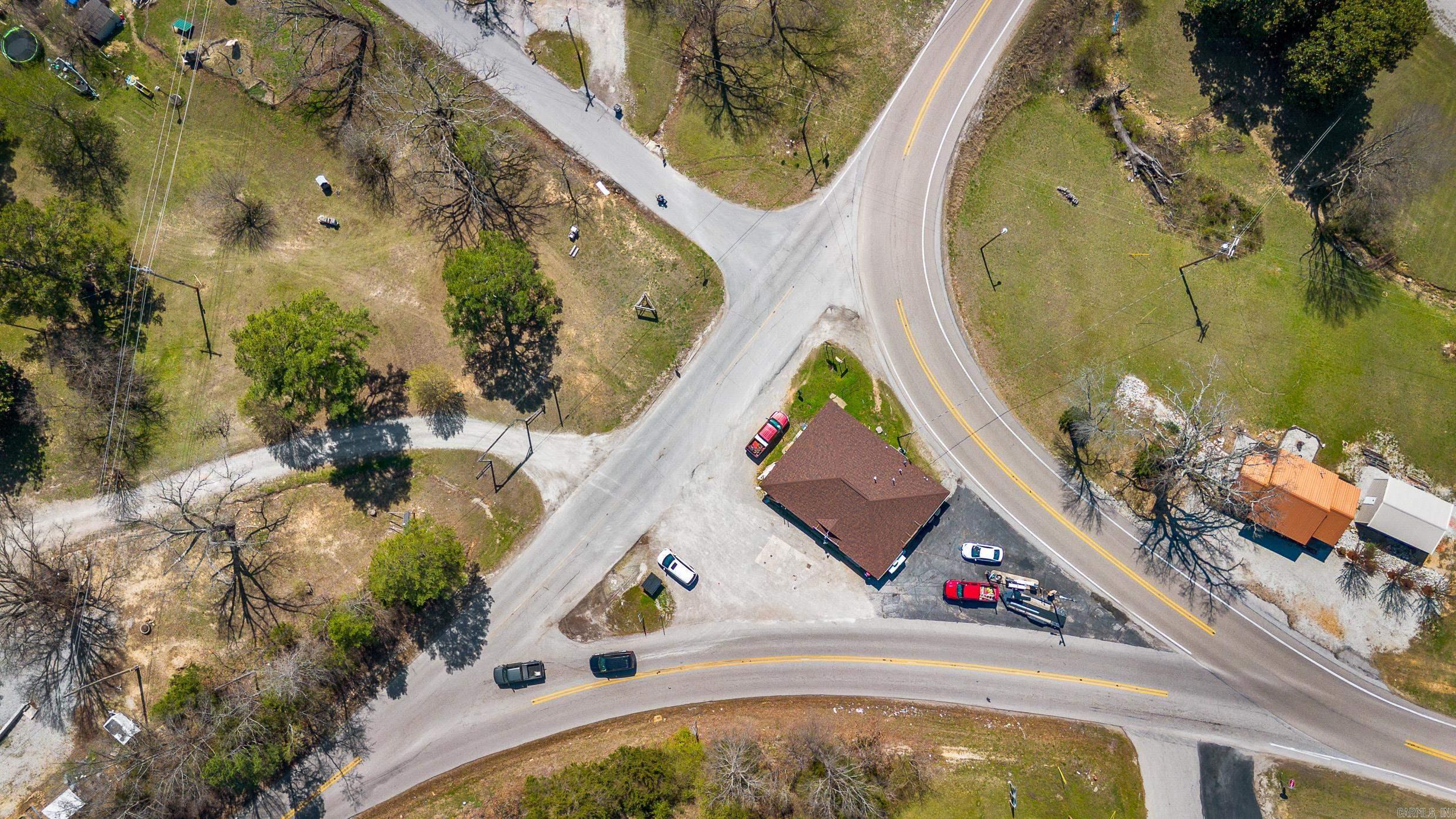 10842 S Hwy 5  Salesville, AR