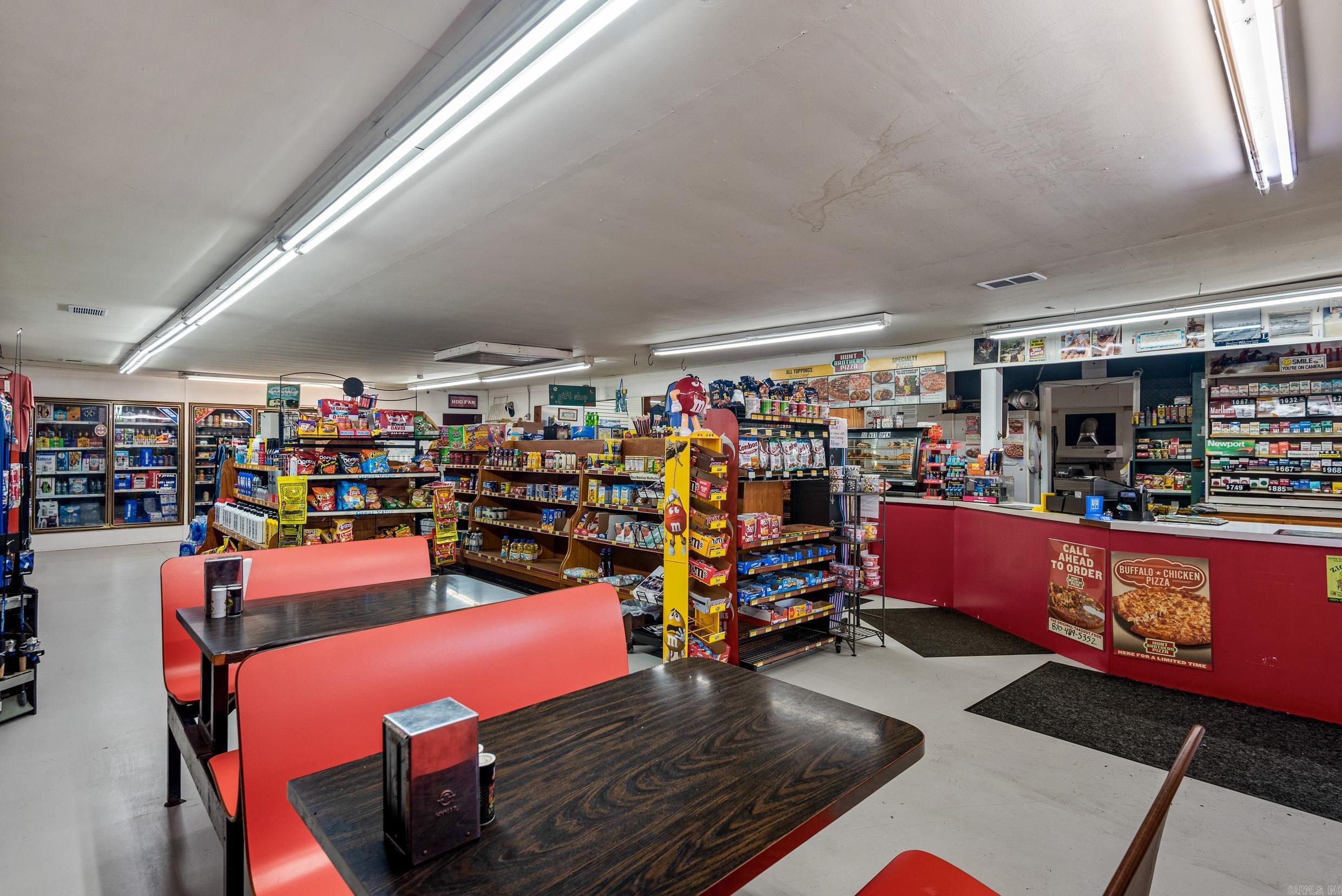 10842 S Hwy 5  Salesville, AR