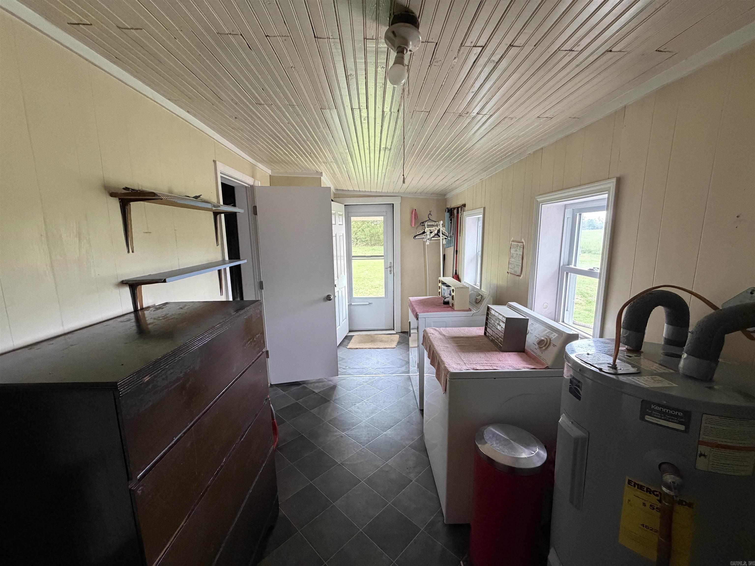 376 Highway 361  Lynn, AR