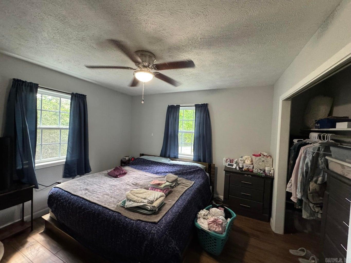 32 Pine  Evening Shade, AR