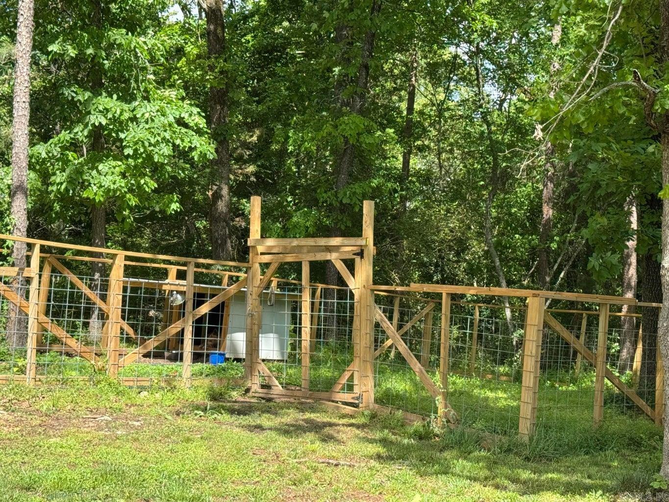 32 Pine  Evening Shade, AR